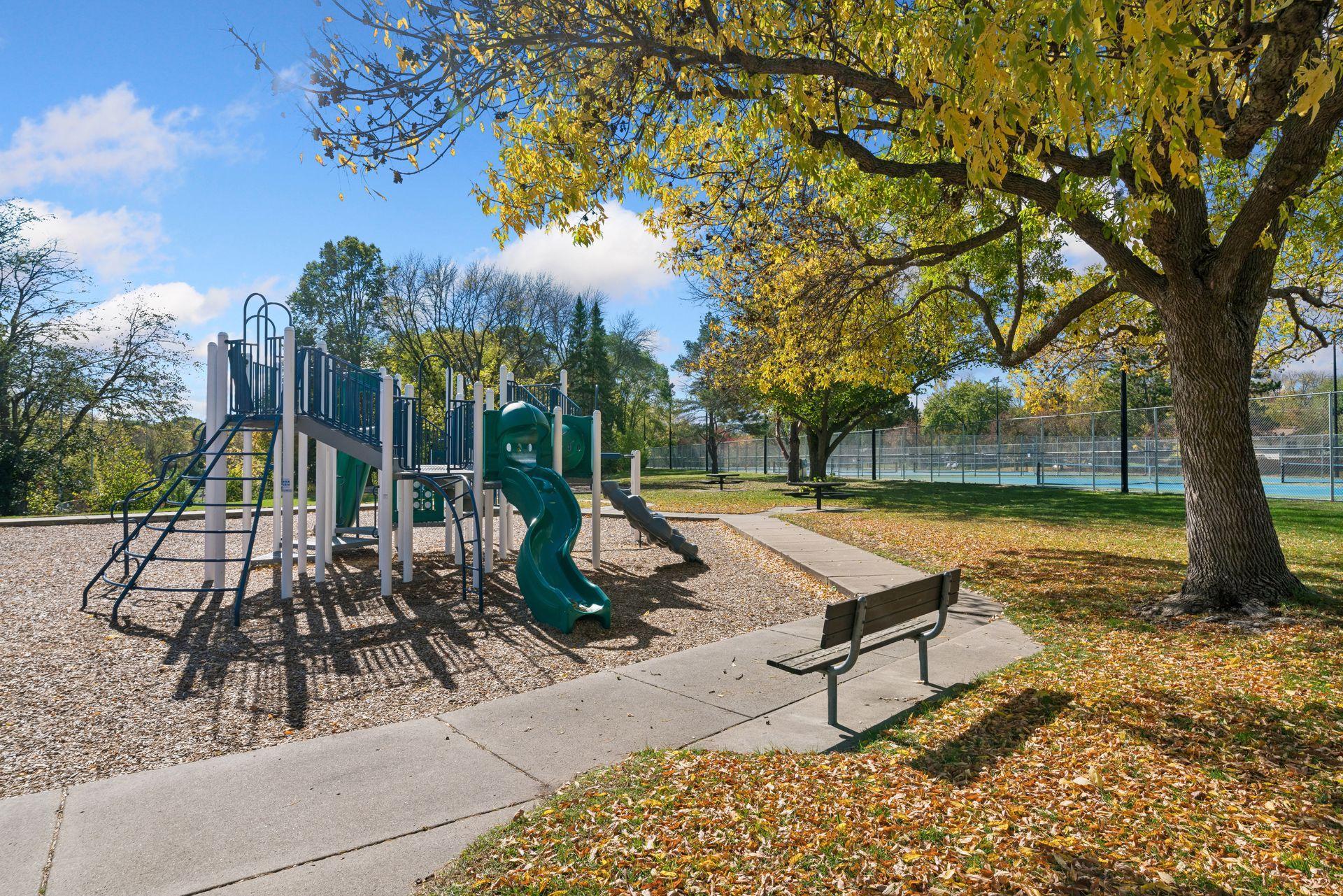View of Residential at 13120 Thomas Avenue, Burnsville MN 55337, Burnsville (49 of 58) - Mike Wilen | Minnesota Team Real Estate