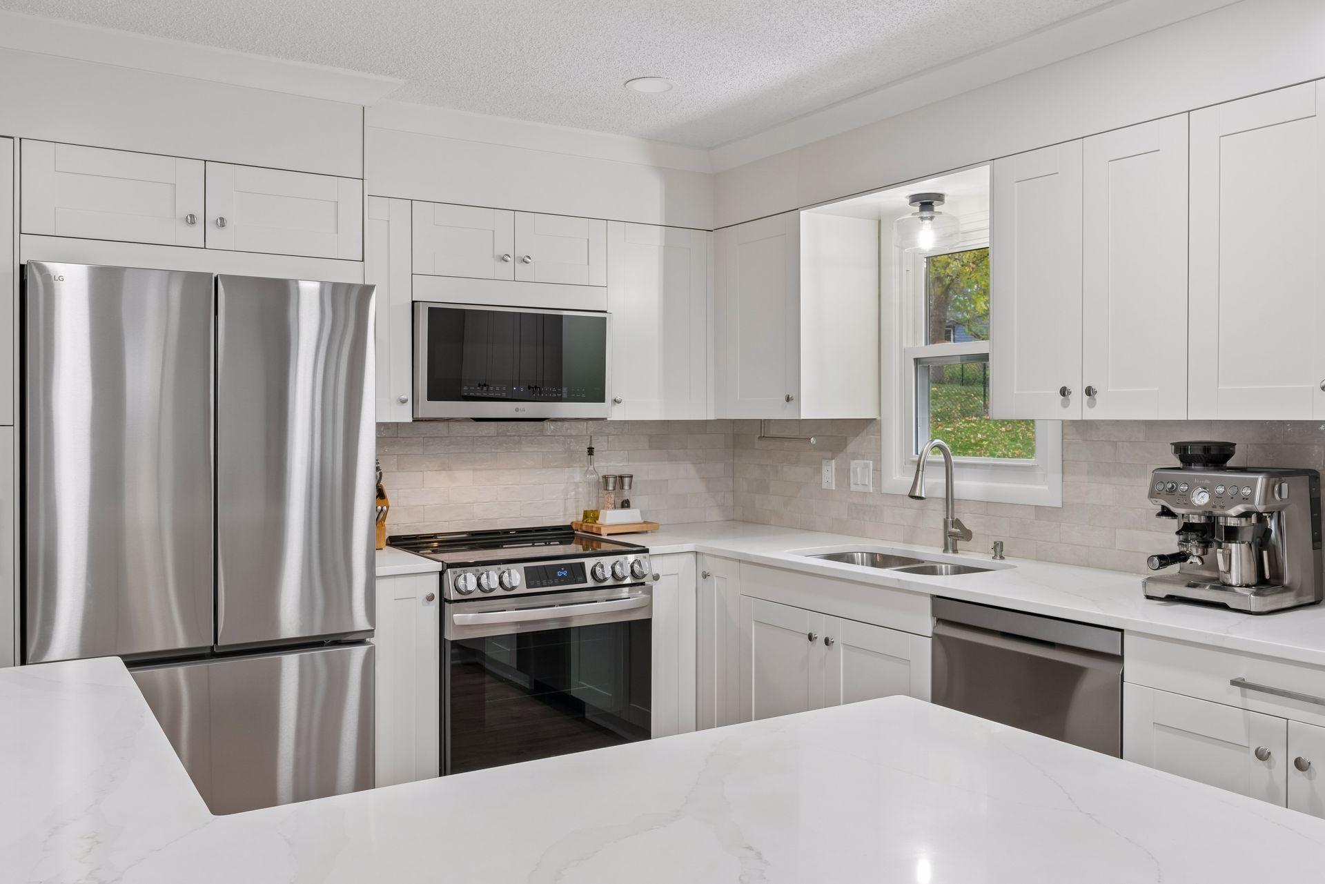 View of Residential at 13120 Thomas Avenue, Burnsville MN 55337, Burnsville (12 of 58) - Mike Wilen | Minnesota Team Real Estate