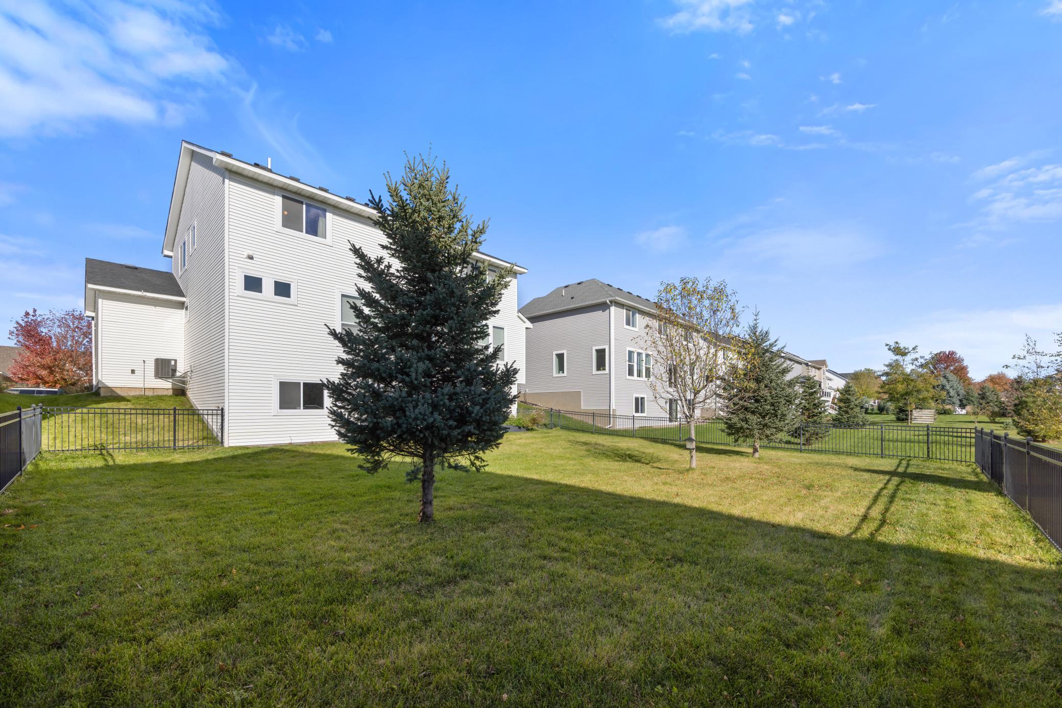 View of Residential at 9435 Compass Pointe Road, Woodbury MN 55129, Woodbury (40 of 41) - Mike Wilen | Minnesota Team Real Estate