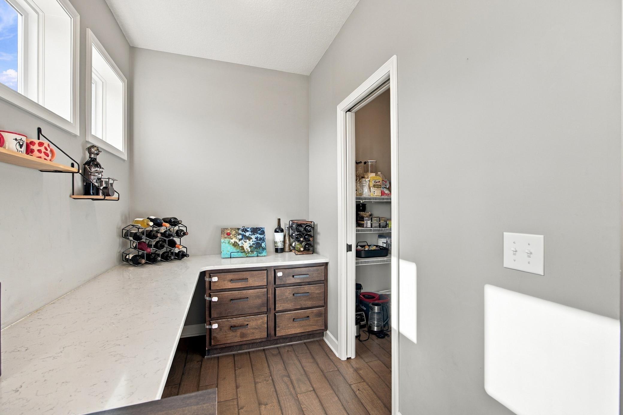 View of Residential at 9435 Compass Pointe Road, Woodbury MN 55129, Woodbury (16 of 41) - Mike Wilen | Minnesota Team Real Estate