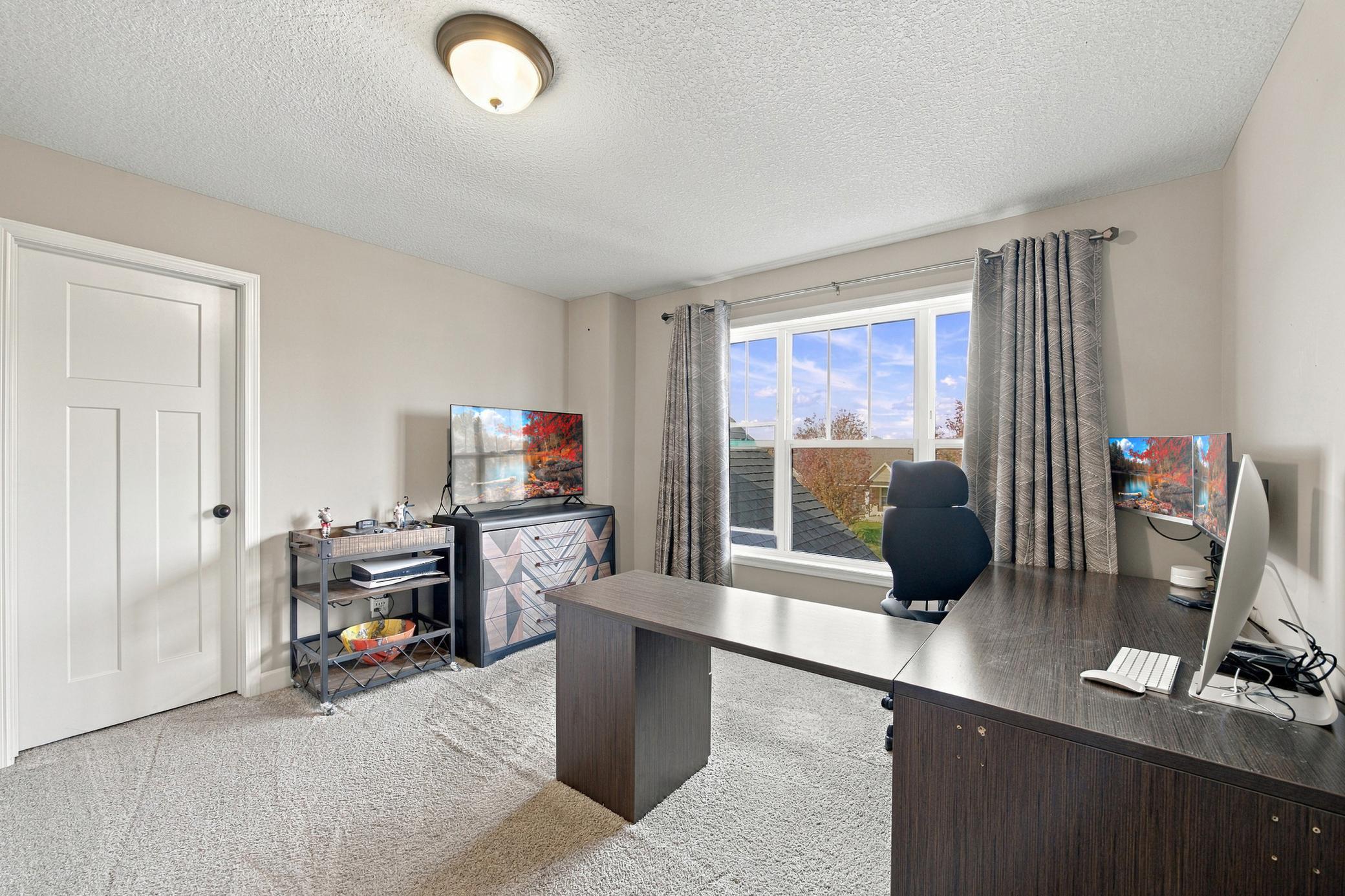 View of Residential at 9435 Compass Pointe Road, Woodbury MN 55129, Woodbury (25 of 41) - Mike Wilen | Minnesota Team Real Estate