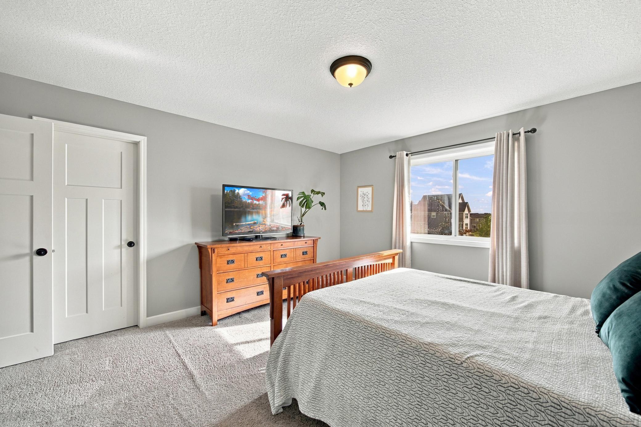 View of Residential at 9435 Compass Pointe Road, Woodbury MN 55129, Woodbury (22 of 41) - Mike Wilen | Minnesota Team Real Estate