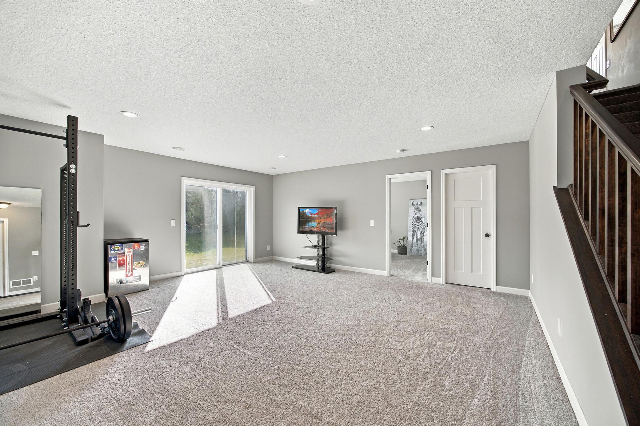 View of Residential at 9435 Compass Pointe Road, Woodbury MN 55129, Woodbury (35 of 41) - Mike Wilen | Minnesota Team Real Estate