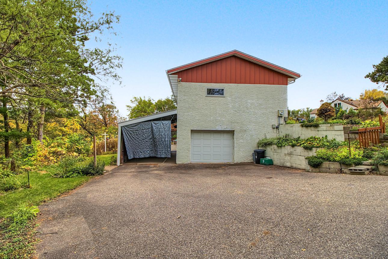 View of Residential at 556 Turin Avenue, South Saint Paul MN 55075, South Saint Paul (31 of 38) - Mike Wilen | Minnesota Team Real Estate