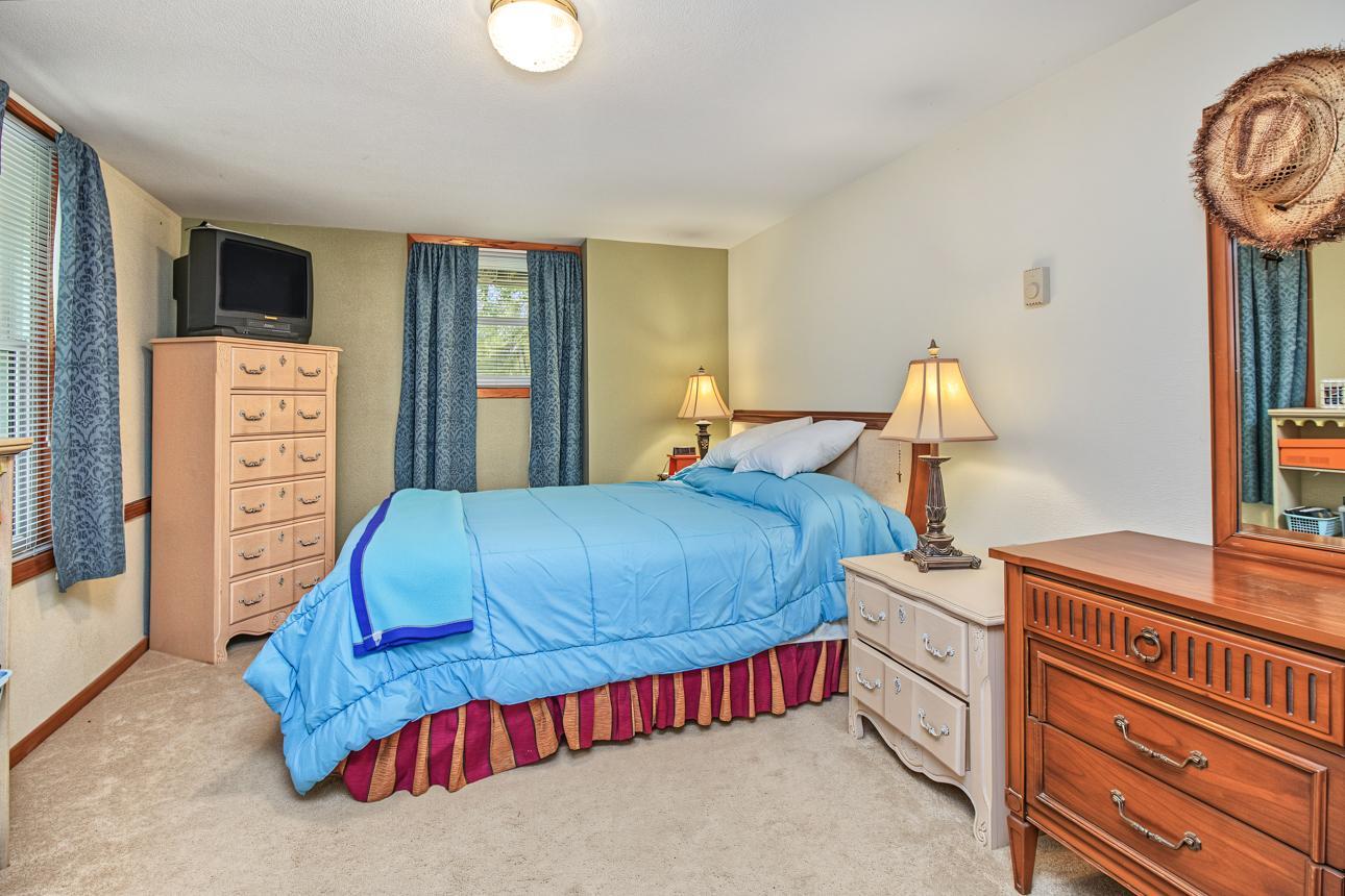 View of Residential at 556 Turin Avenue, South Saint Paul MN 55075, South Saint Paul (25 of 38) - Mike Wilen | Minnesota Team Real Estate