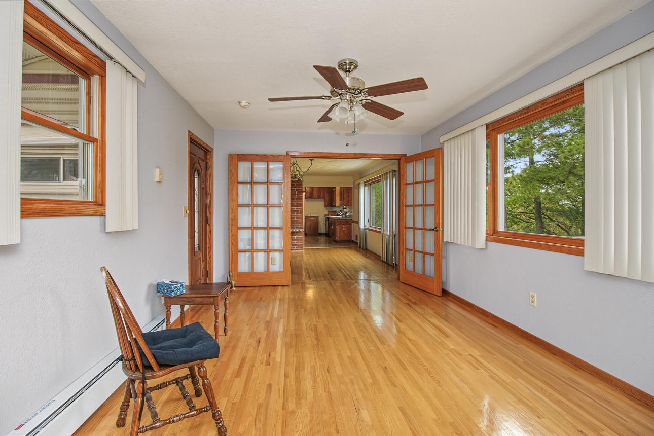 View of Residential at 556 Turin Avenue, South Saint Paul MN 55075, South Saint Paul (3 of 38) - Mike Wilen | Minnesota Team Real Estate