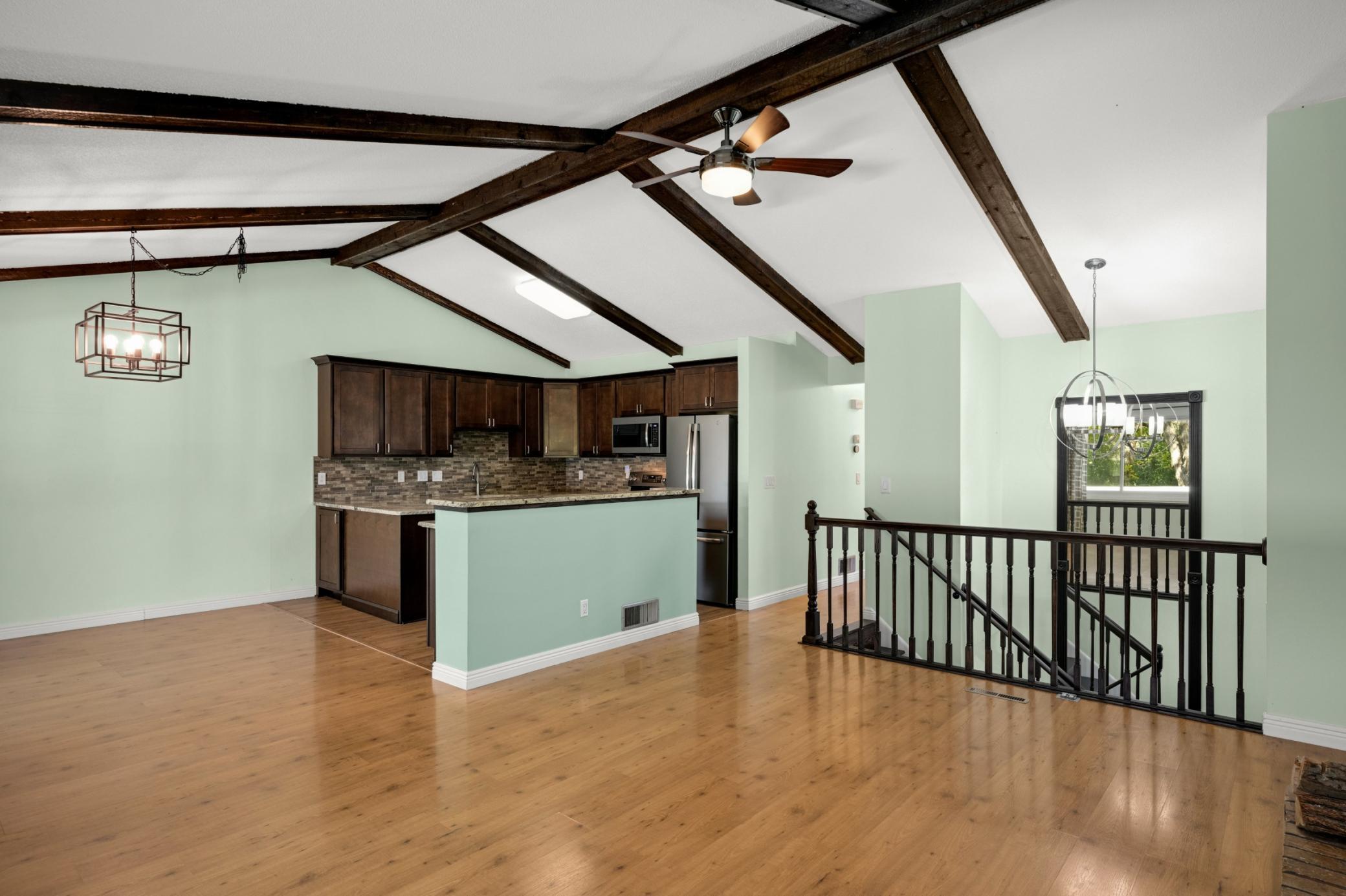 View of (TH) Side x Side at 6710 Buckingham Bay, Woodbury - Mike Wilen | Minnesota Team Real Estate