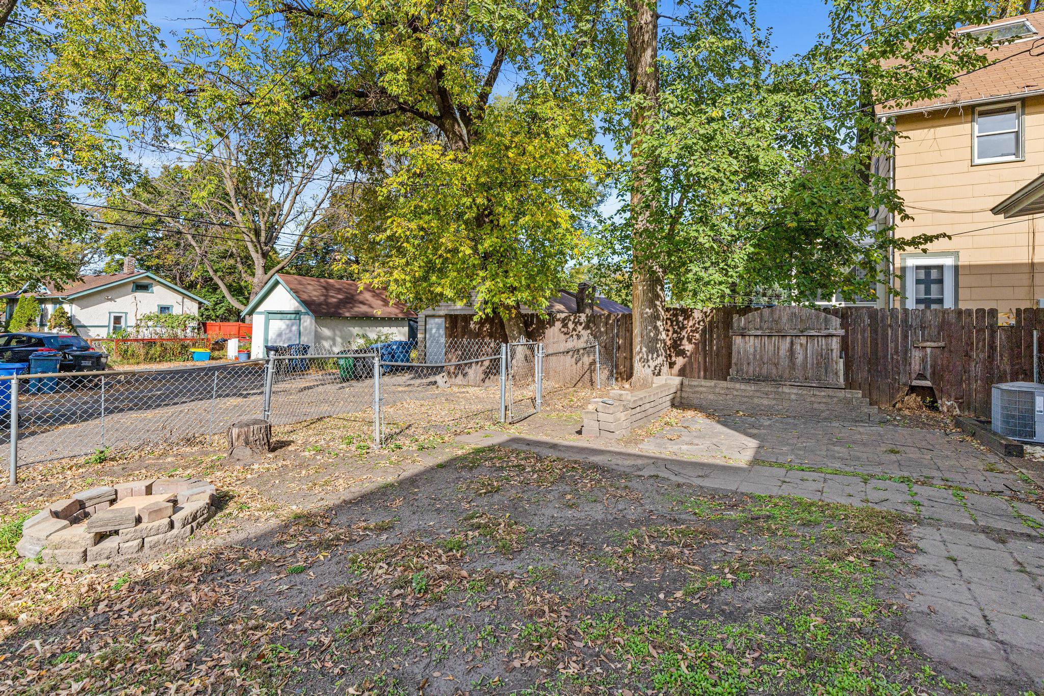 View of Residential Income at 857 23rd Avenue, Minneapolis MN 55414, Minneapolis (30 of 31) - Mike Wilen | Minnesota Team Real Estate