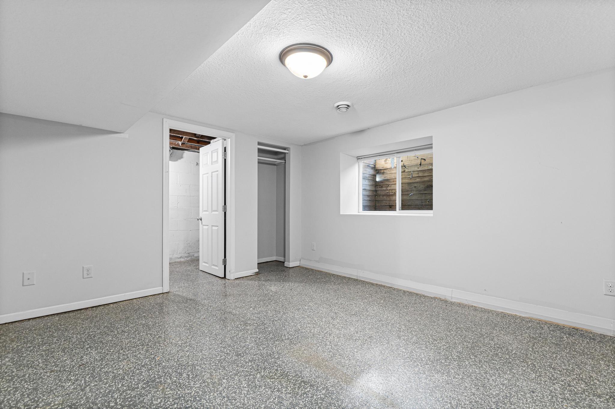View of Residential Income at 857 23rd Avenue, Minneapolis MN 55414, Minneapolis (25 of 31) - Mike Wilen | Minnesota Team Real Estate