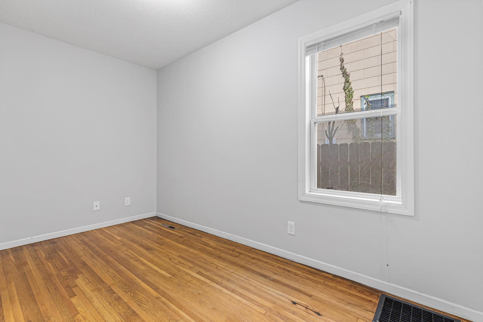 View of Residential Income at 857 23rd Avenue, Minneapolis MN 55414, Minneapolis (11 of 31) - Mike Wilen | Minnesota Team Real Estate