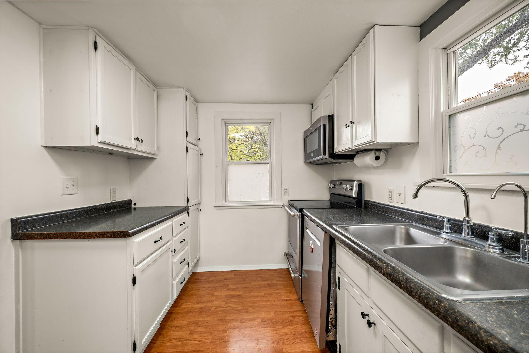 View of Residential at 2745 Hampshire Avenue, Saint Louis Park MN 55426, Saint Louis Park (9 of 25) - Mike Wilen | Minnesota Team Real Estate