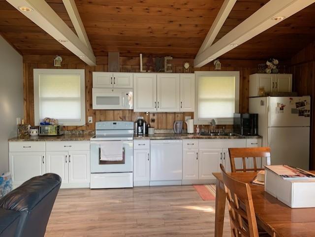 View of Residential at 8404 Waters Edge Drive, Chanhassen MN 55317, Chanhassen (13 of 22) - Mike Wilen | Minnesota Team Real Estate
