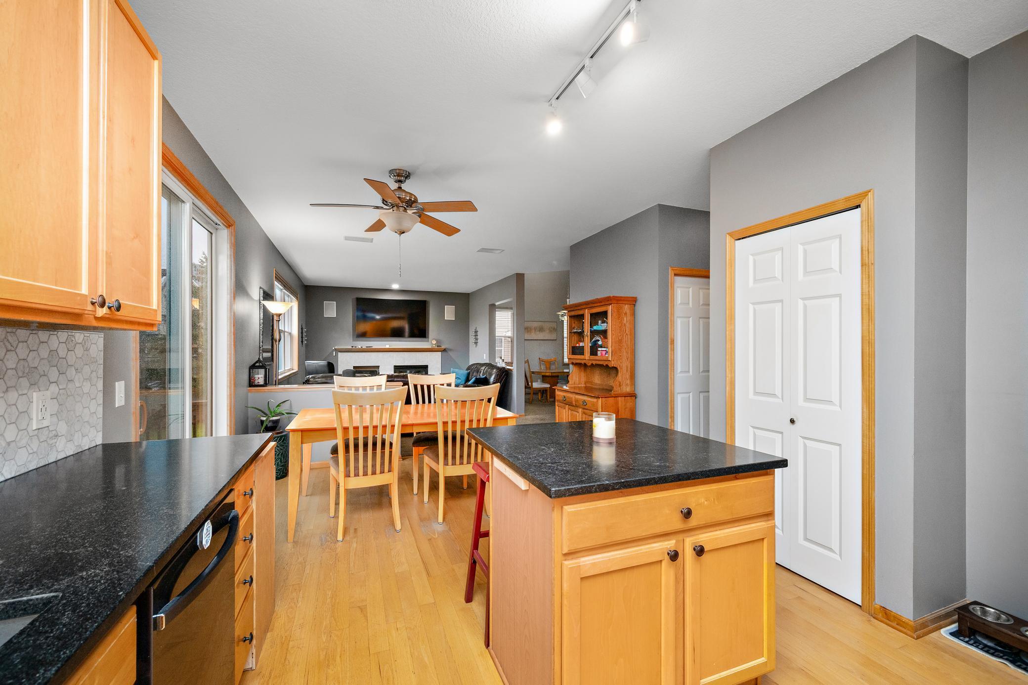 View of Residential at 6622 Ashton Circle, Shakopee MN 55379, Shakopee (8 of 51) - Mike Wilen | Minnesota Team Real Estate