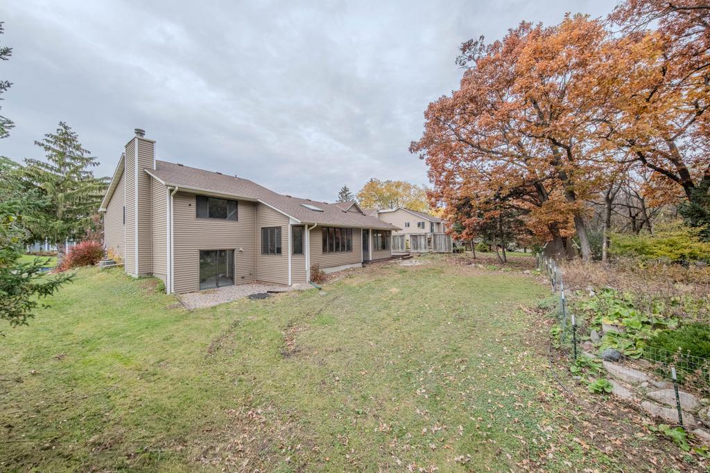 View of Residential at 1568 Lakewood Drive, Maplewood MN 55119, Maplewood (10 of 54) - Mike Wilen | Minnesota Team Real Estate