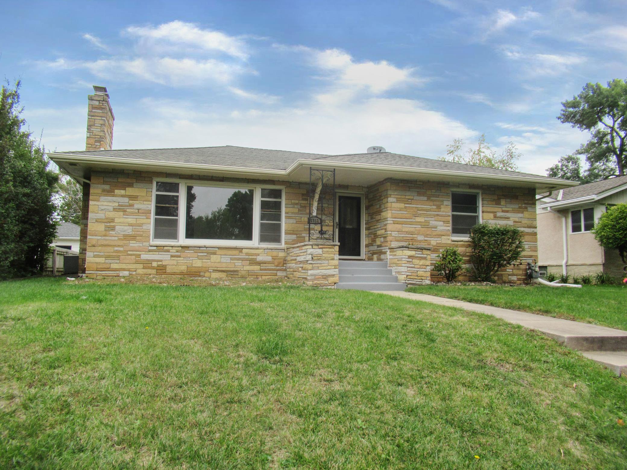View of Single Family at 2513 Saint Anthony Boulevard, Saint Anthony - Mike Wilen | Minnesota Team Real Estate