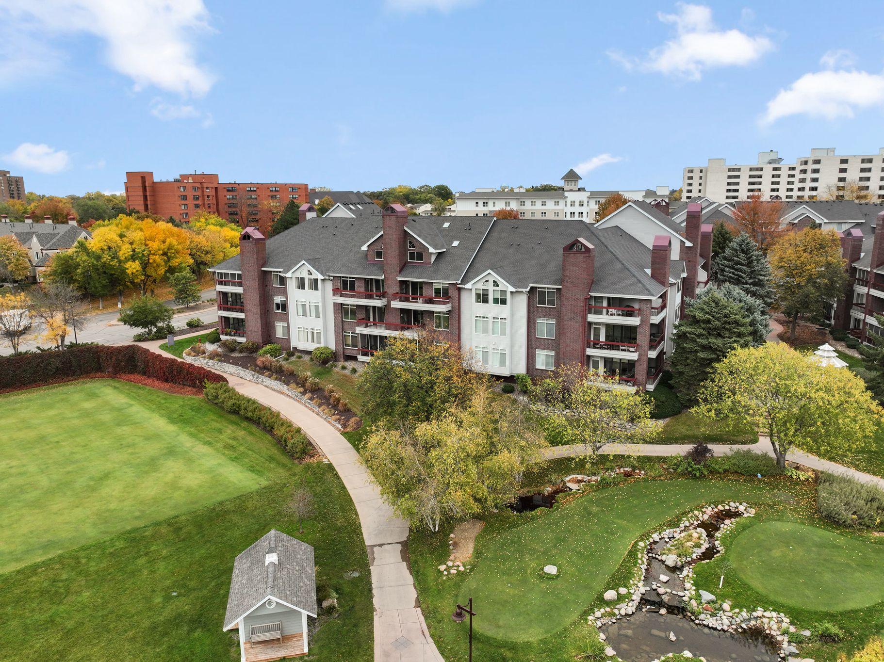 View of Residential at 7400 Edinborough Way #5205, Edina MN 55435, Edina (55 of 58) - Mike Wilen | Minnesota Team Real Estate