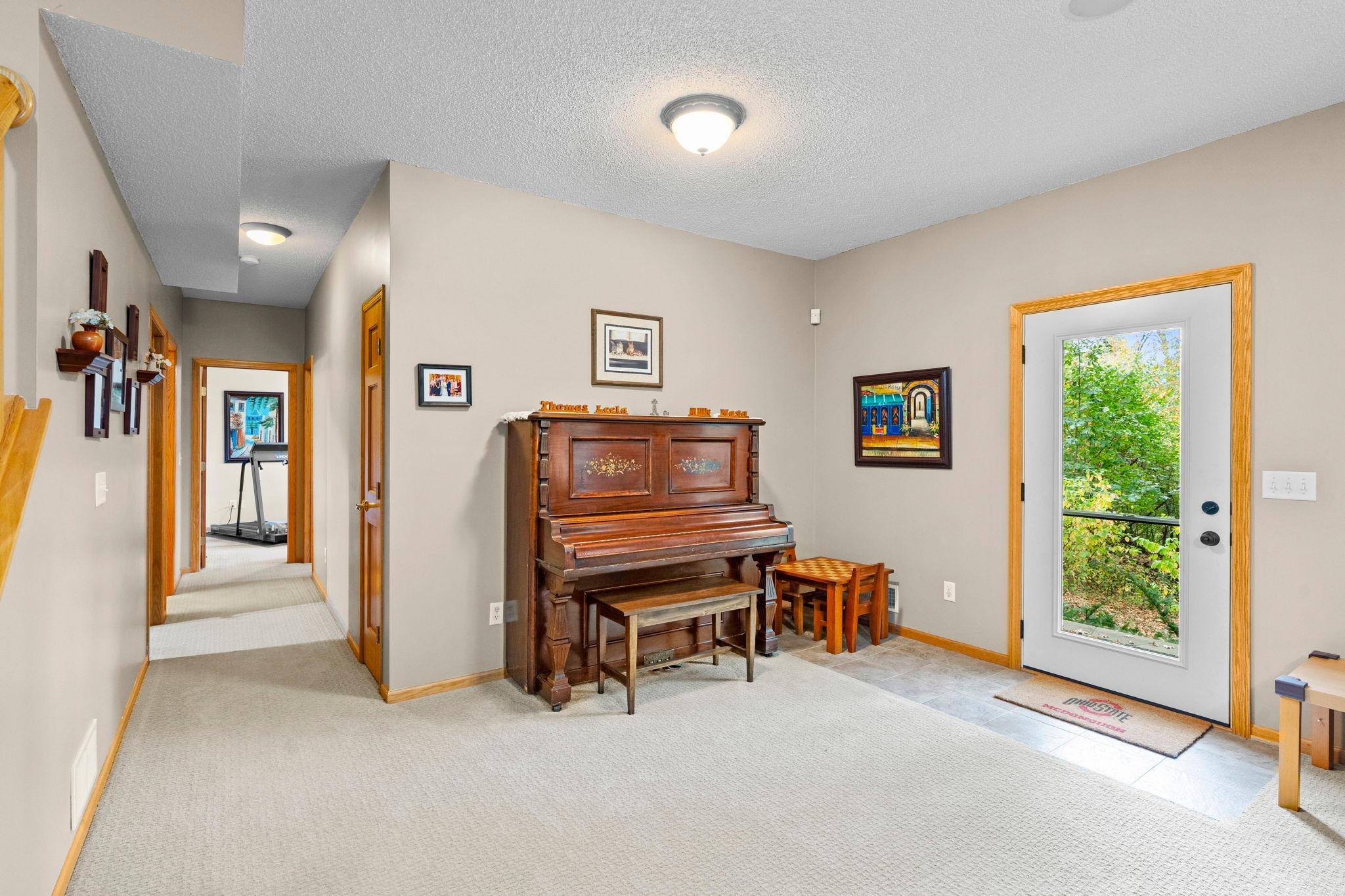 View of Residential at 542 Majestic Oaks Court, Eagan MN 55123, Eagan (35 of 49) - Mike Wilen | Minnesota Team Real Estate