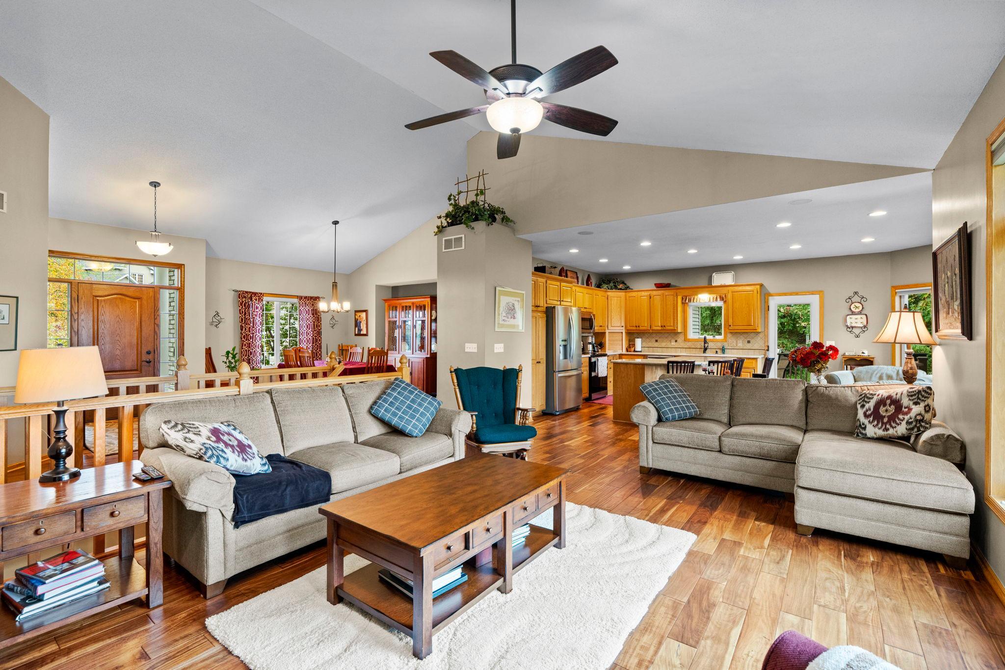 View of Residential at 542 Majestic Oaks Court, Eagan MN 55123, Eagan (10 of 49) - Mike Wilen | Minnesota Team Real Estate