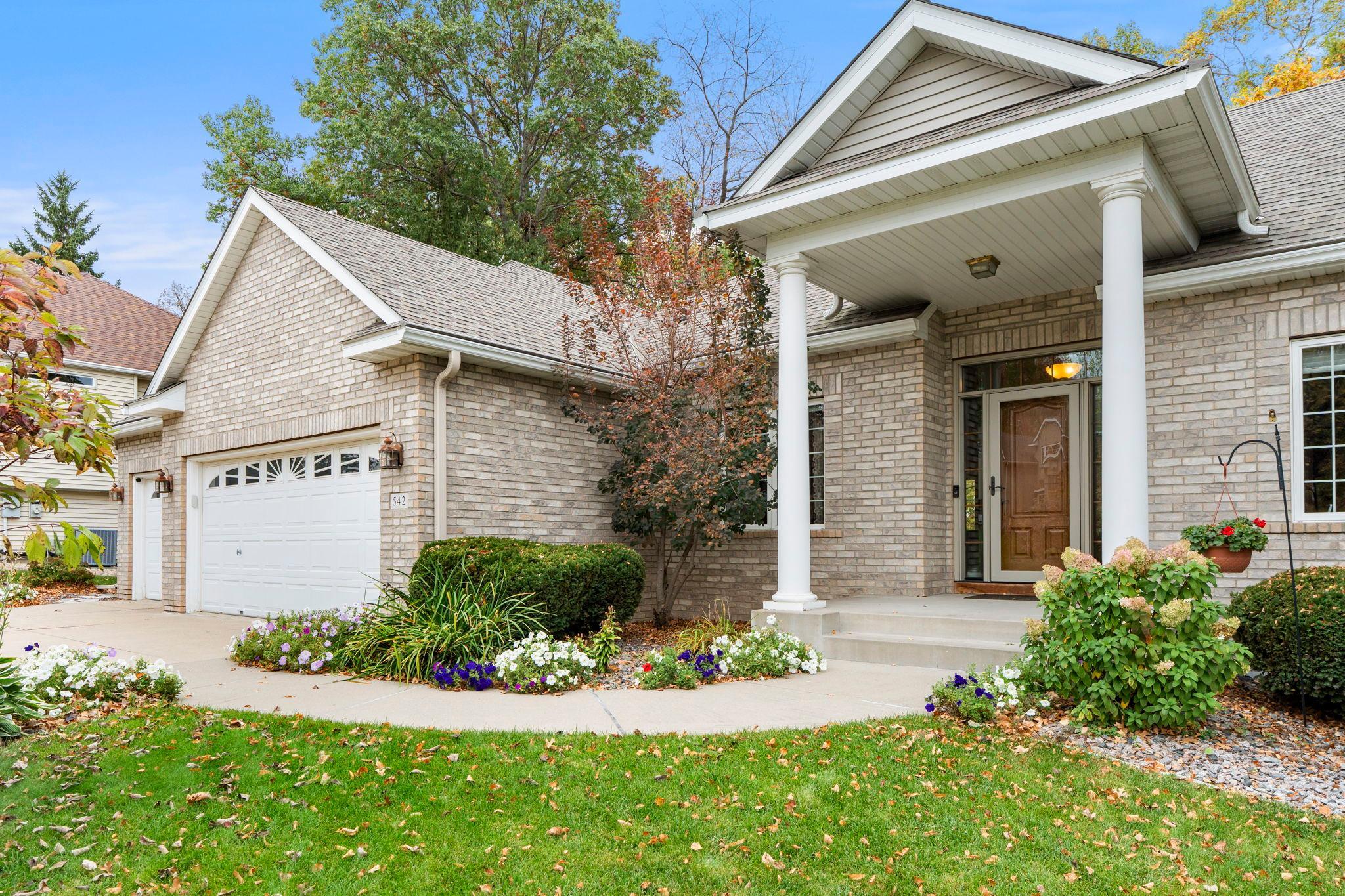 View of Residential at 542 Majestic Oaks Court, Eagan MN 55123, Eagan (2 of 49) - Mike Wilen | Minnesota Team Real Estate