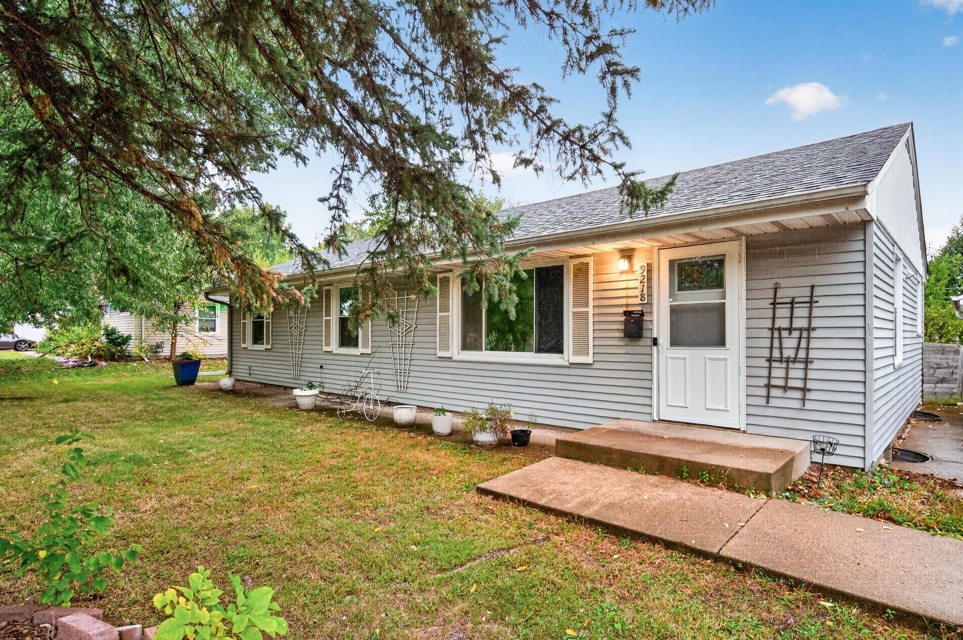 View of Residential at 9218 Portland Avenue, Bloomington MN 55420, Bloomington (3 of 28) - Mike Wilen | Minnesota Team Real Estate