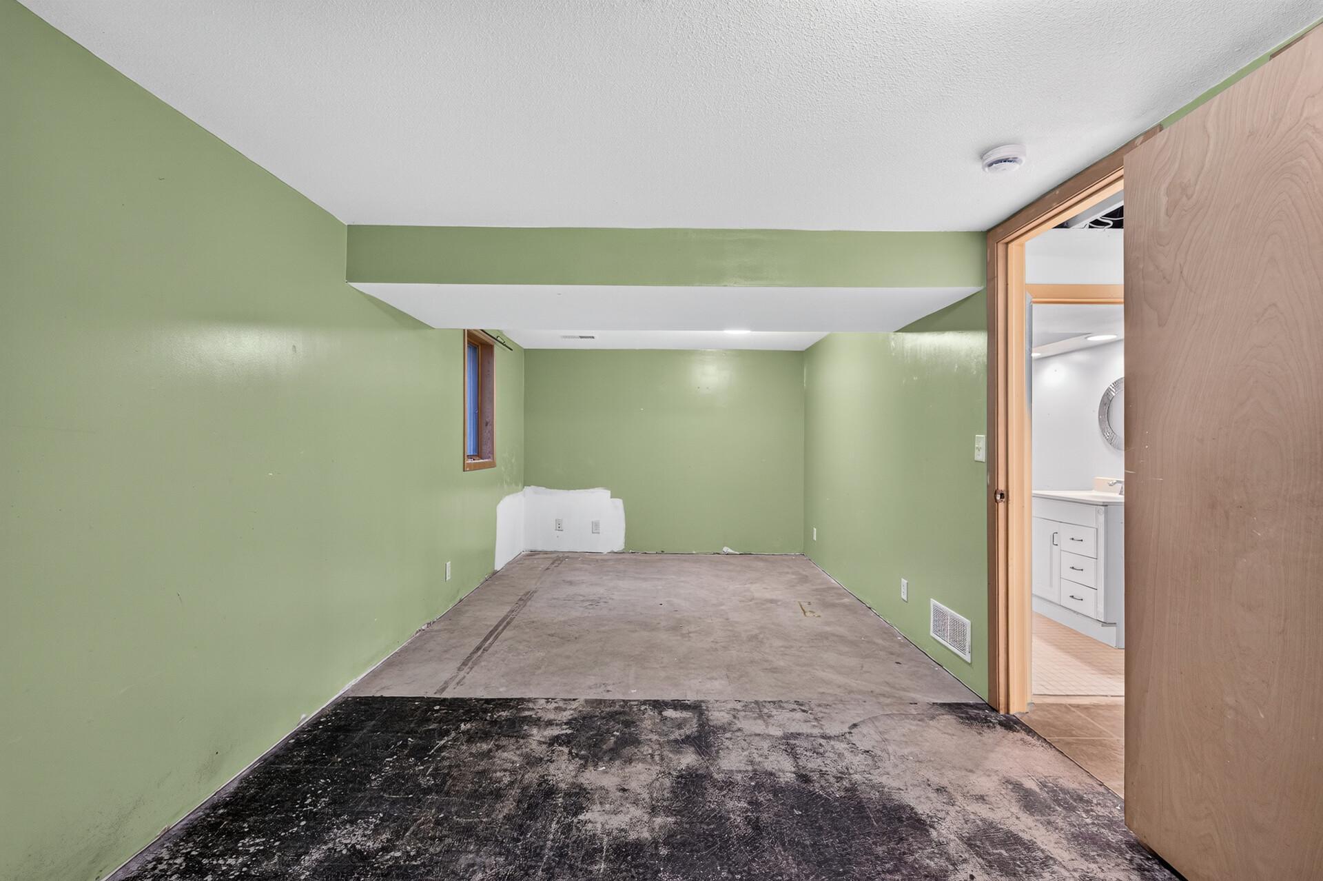 View of Residential at 9218 Portland Avenue, Bloomington MN 55420, Bloomington (23 of 28) - Mike Wilen | Minnesota Team Real Estate