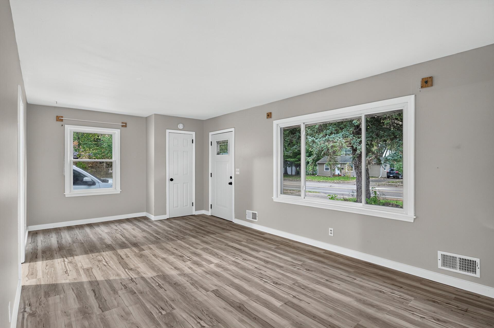 View of Residential at 9218 Portland Avenue, Bloomington MN 55420, Bloomington (6 of 28) - Mike Wilen | Minnesota Team Real Estate