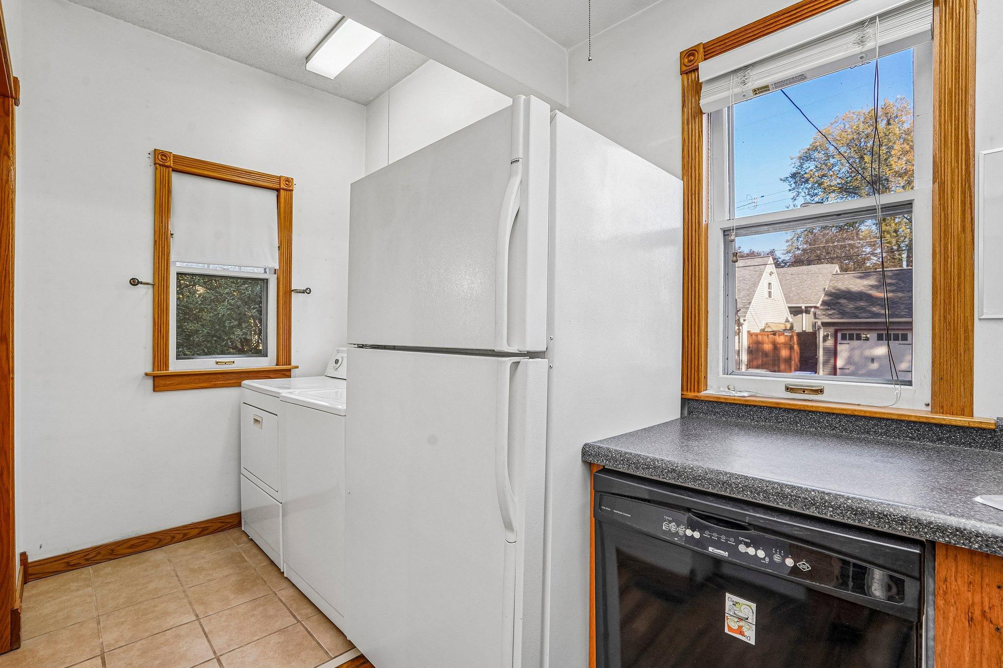 View of Residential at 1157 Maryland Avenue, Saint Paul MN 55106, Saint Paul (21 of 41) - Mike Wilen | Minnesota Team Real Estate