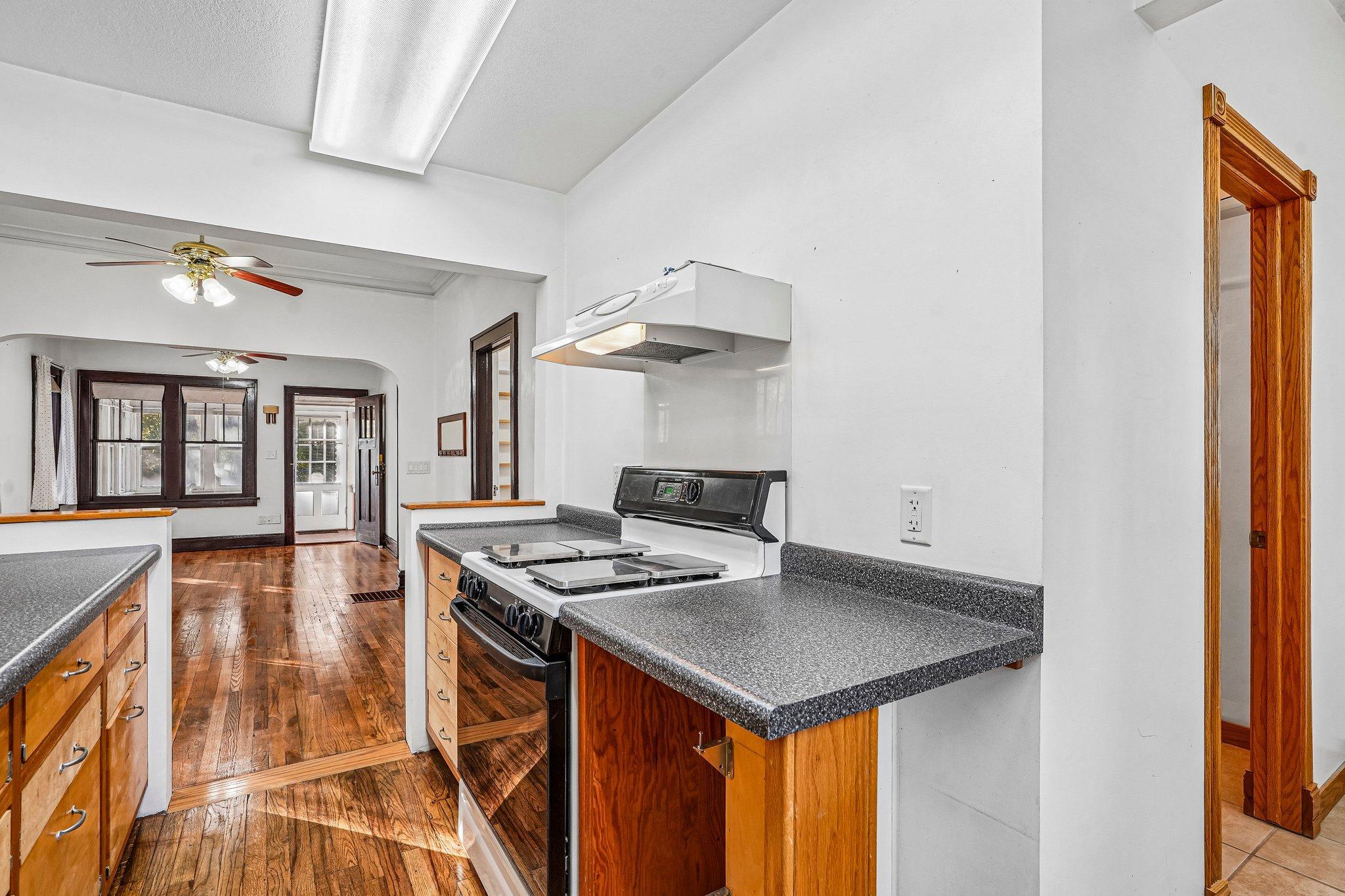 View of Residential at 1157 Maryland Avenue, Saint Paul MN 55106, Saint Paul (20 of 41) - Mike Wilen | Minnesota Team Real Estate