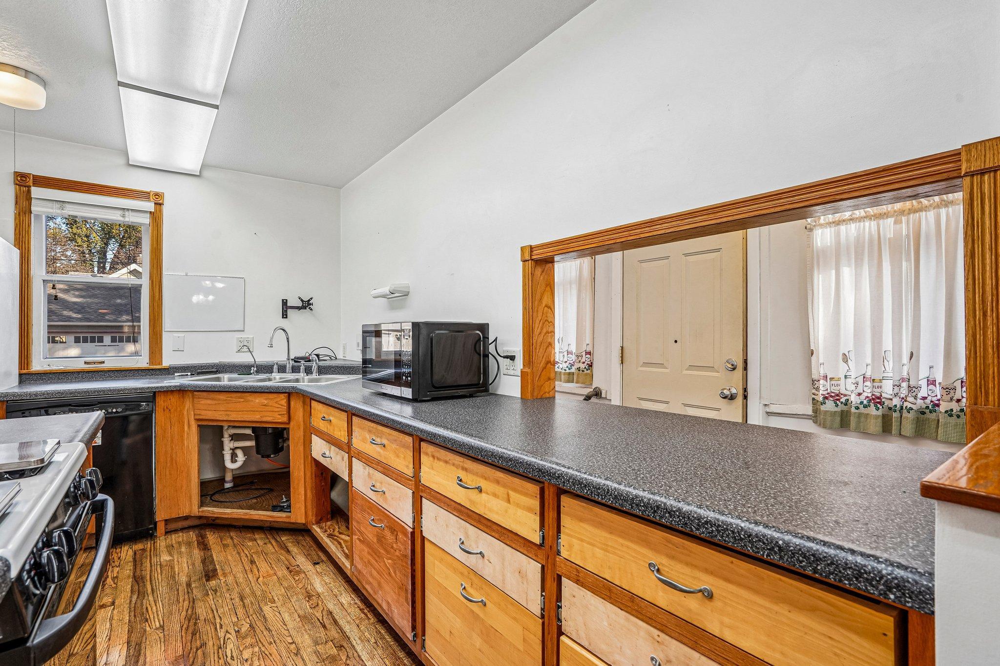 View of Residential at 1157 Maryland Avenue, Saint Paul MN 55106, Saint Paul (16 of 41) - Mike Wilen | Minnesota Team Real Estate