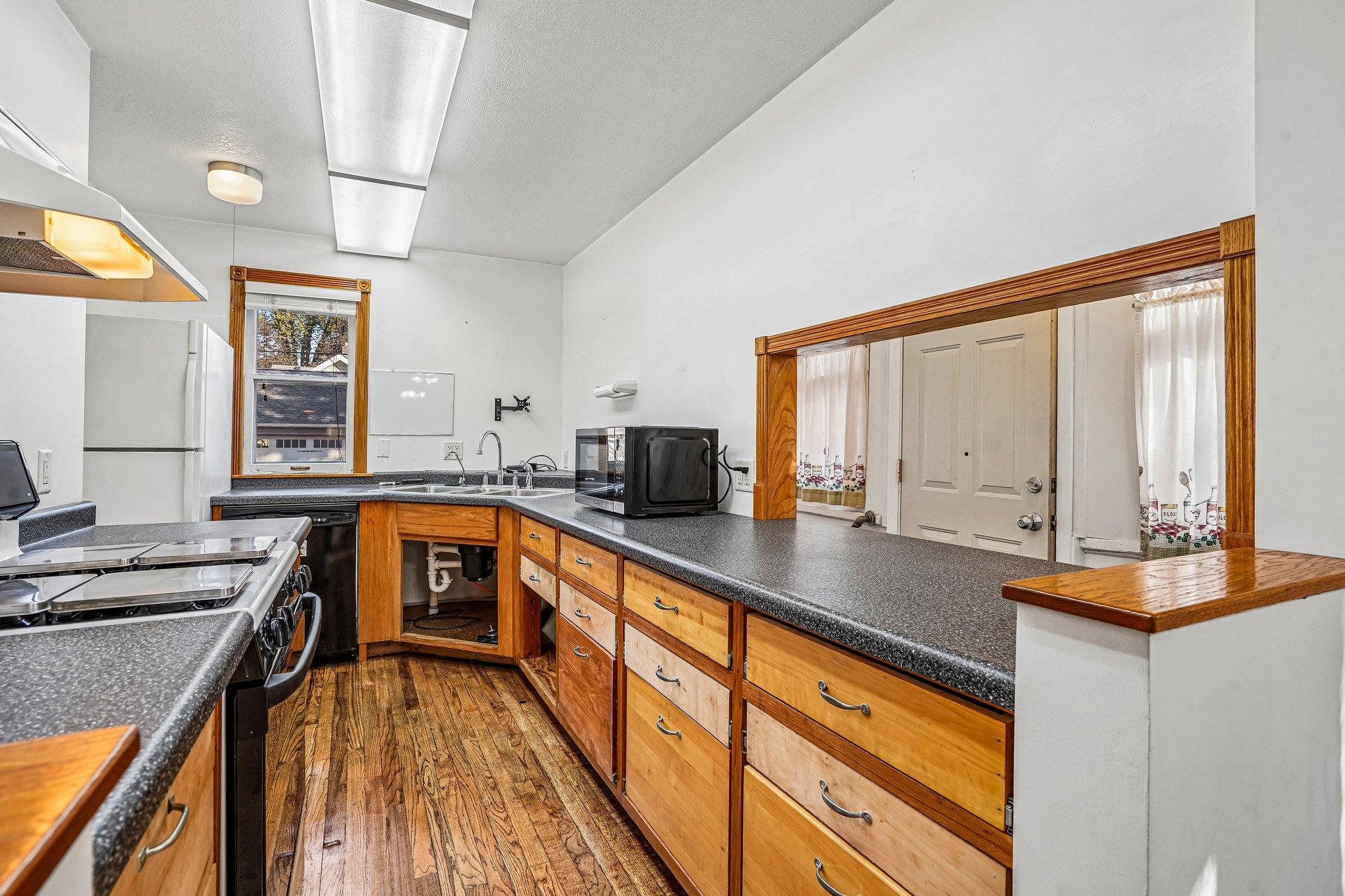 View of Residential at 1157 Maryland Avenue, Saint Paul MN 55106, Saint Paul (15 of 41) - Mike Wilen | Minnesota Team Real Estate