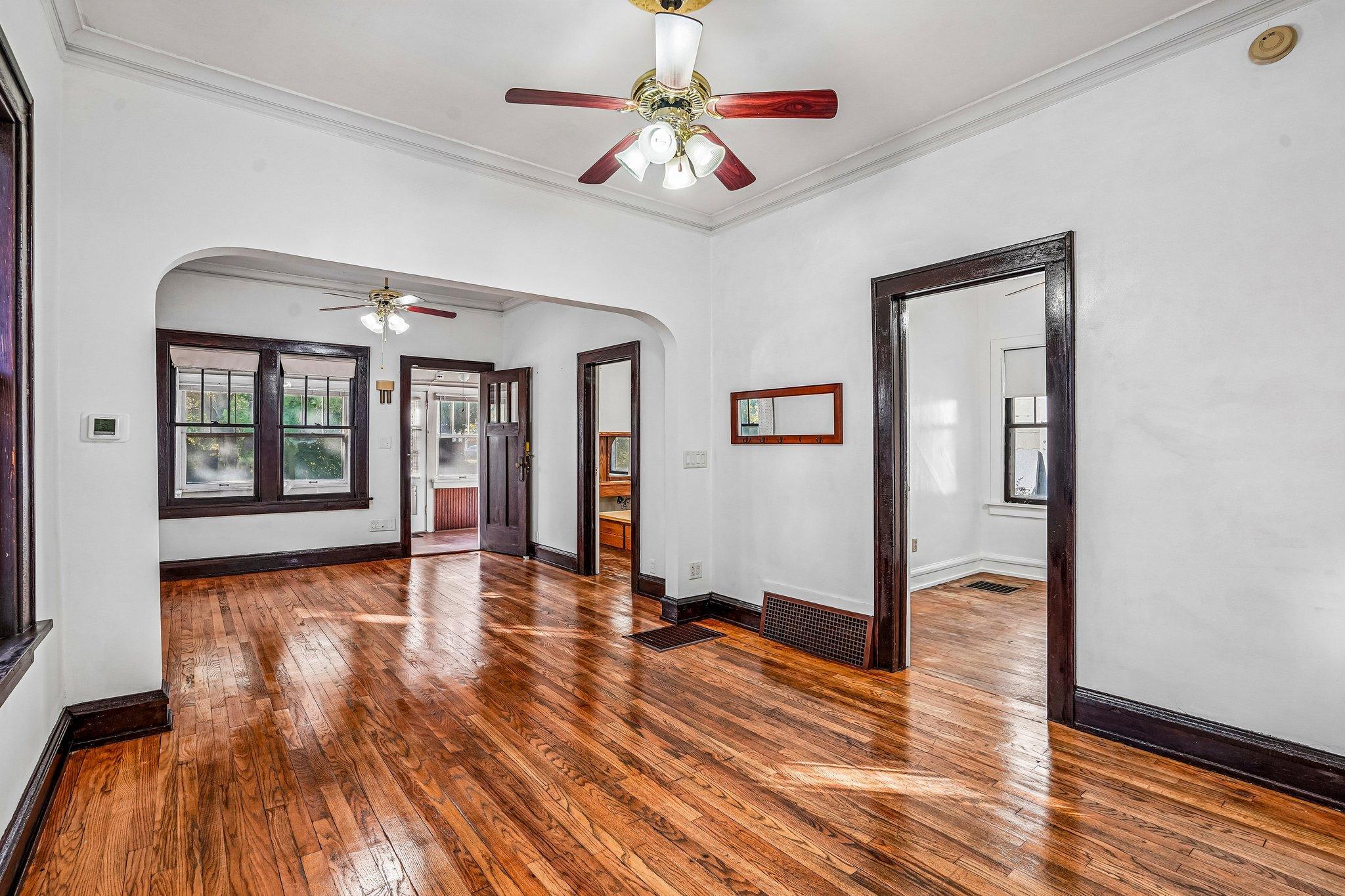 View of Residential at 1157 Maryland Avenue, Saint Paul MN 55106, Saint Paul (11 of 41) - Mike Wilen | Minnesota Team Real Estate