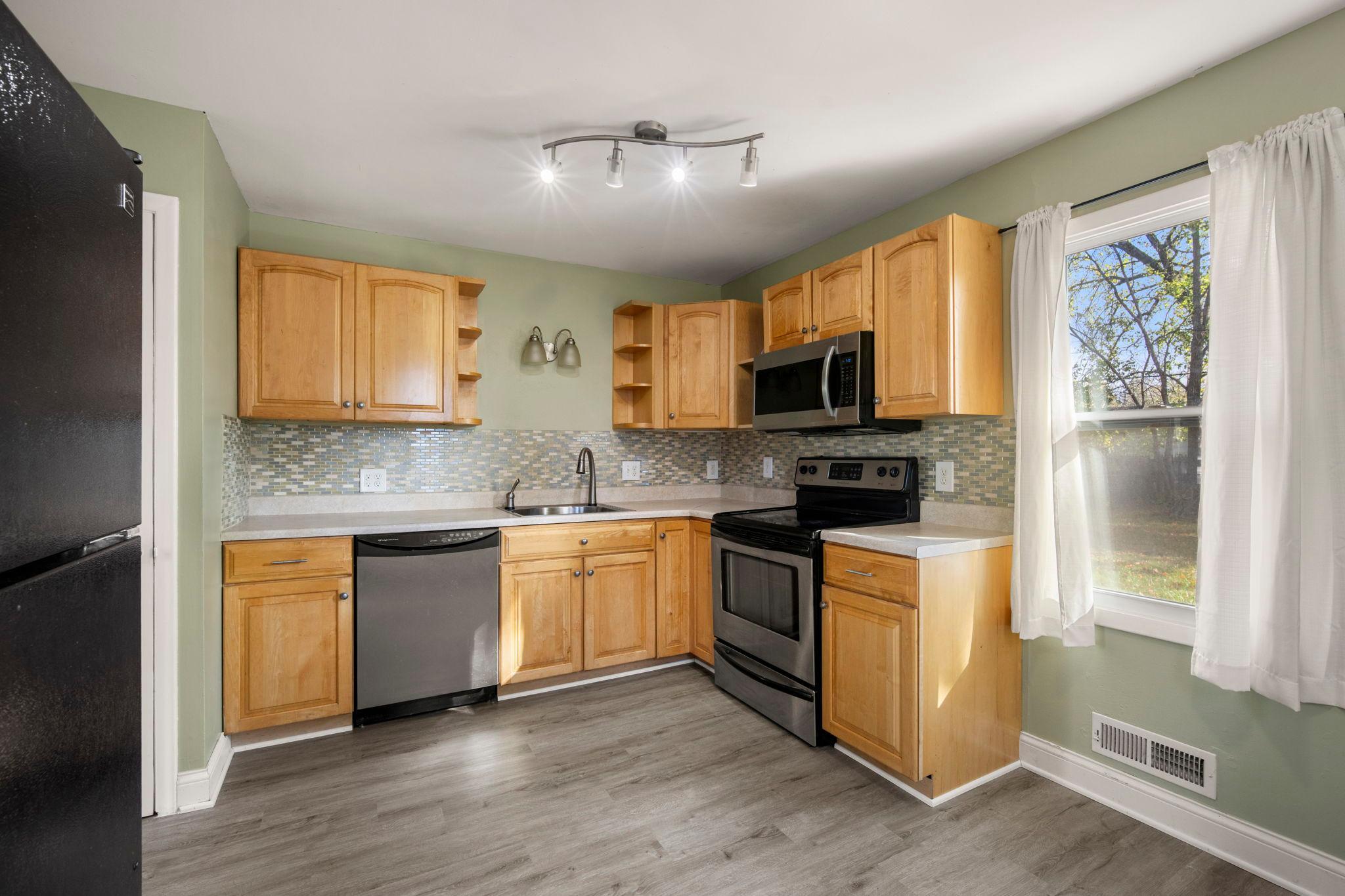 View of Residential at 1844 Barclay Street, Maplewood MN 55109, Maplewood (5 of 48) - Mike Wilen | Minnesota Team Real Estate