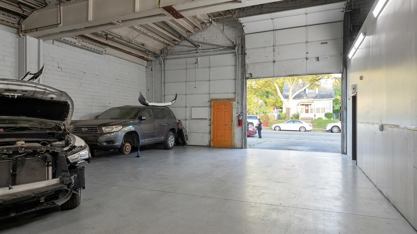 View of Commercial Sale at 3412 Cedar Avenue, Minneapolis MN 55407, Minneapolis (6 of 12) - Mike Wilen | Minnesota Team Real Estate