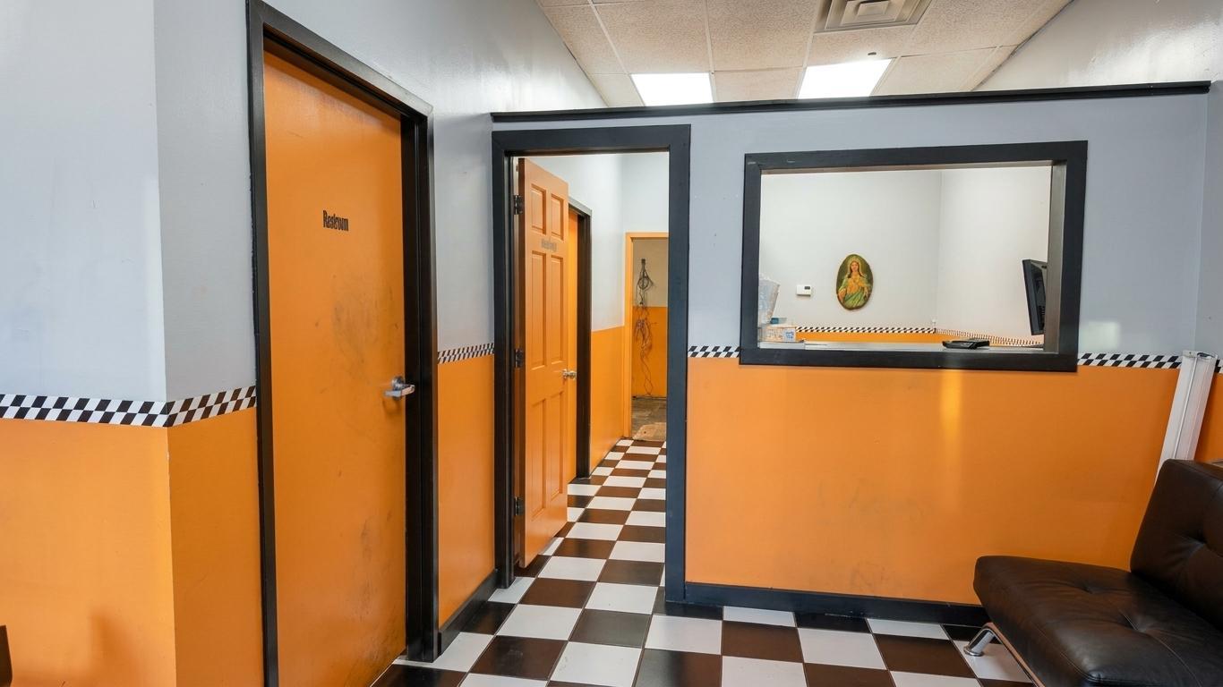 View of Commercial Sale at 3412 Cedar Avenue, Minneapolis MN 55407, Minneapolis (2 of 12) - Mike Wilen | Minnesota Team Real Estate