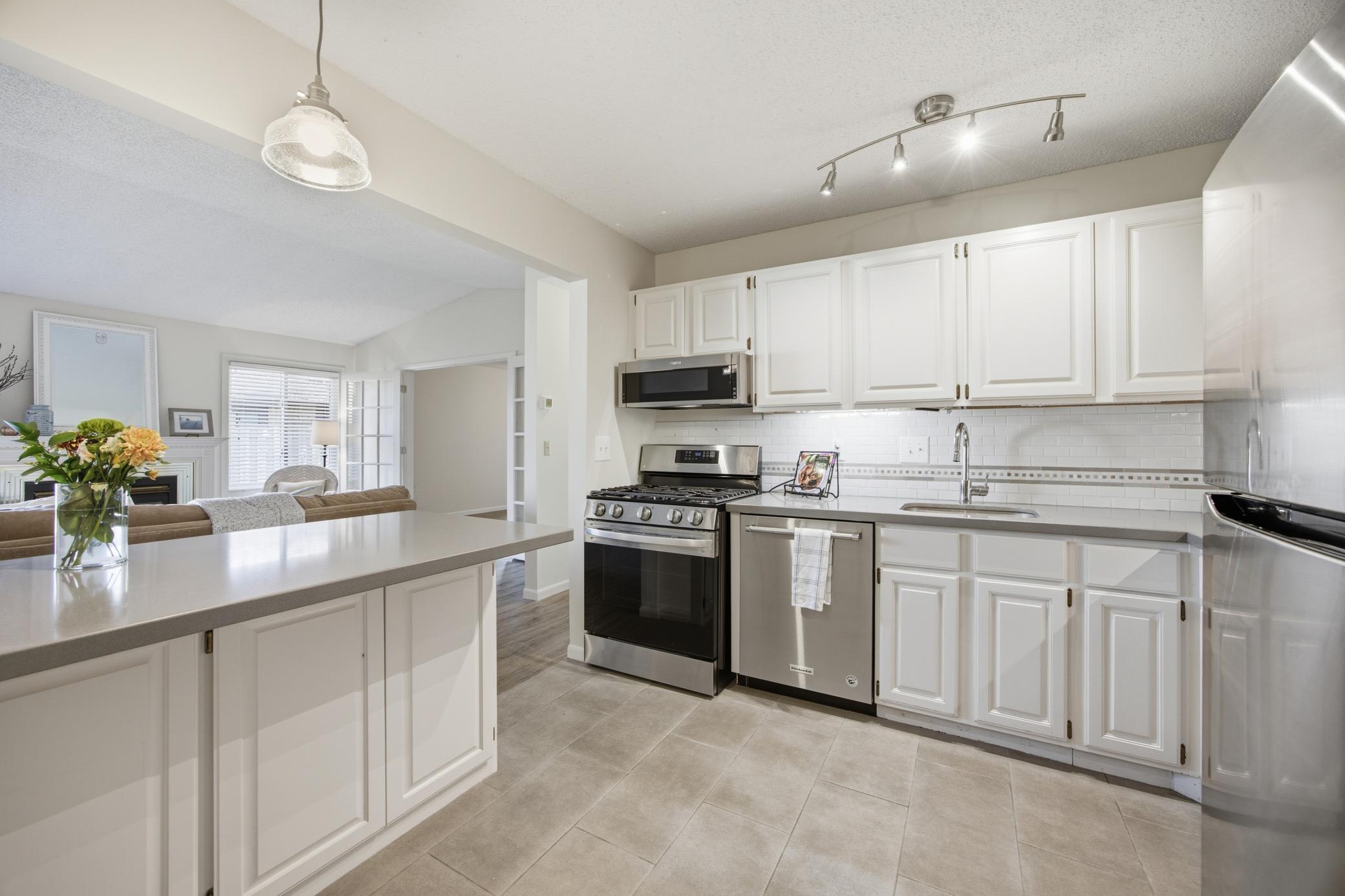 View of Residential at 1014 Weston Lane, Plymouth MN 55447, Plymouth (16 of 37) - Mike Wilen | Minnesota Team Real Estate