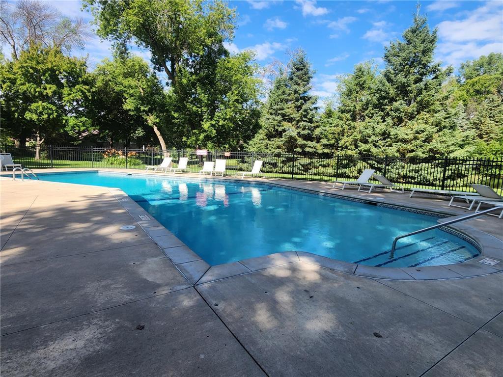 View of Residential at 1014 Weston Lane, Plymouth MN 55447, Plymouth (33 of 37) - Mike Wilen | Minnesota Team Real Estate