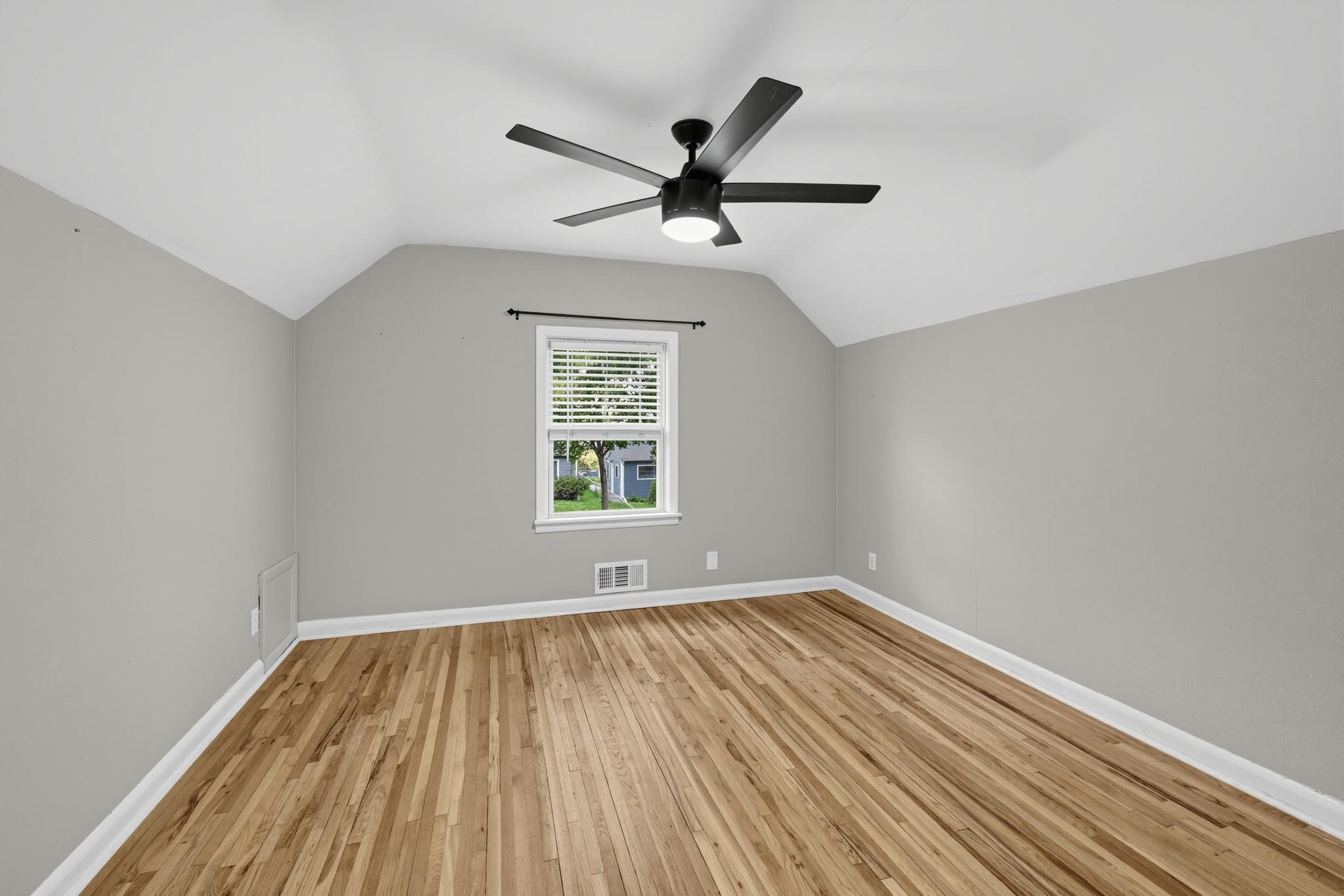 View of Residential at 3514 3rd Street, Minneapolis MN 55418, Minneapolis (17 of 24) - Mike Wilen | Minnesota Team Real Estate