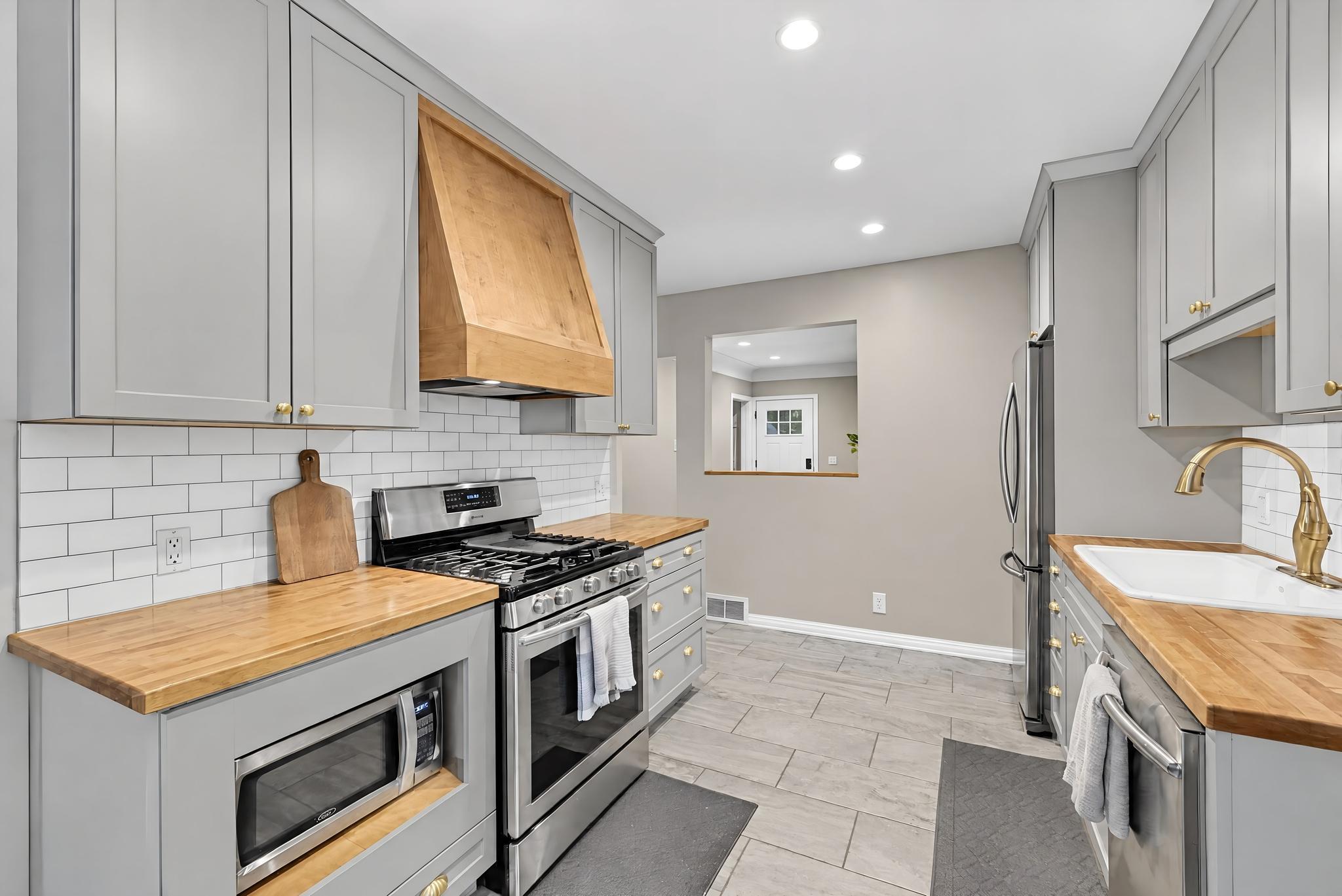 View of Residential at 3514 3rd Street, Minneapolis MN 55418, Minneapolis (4 of 24) - Mike Wilen | Minnesota Team Real Estate