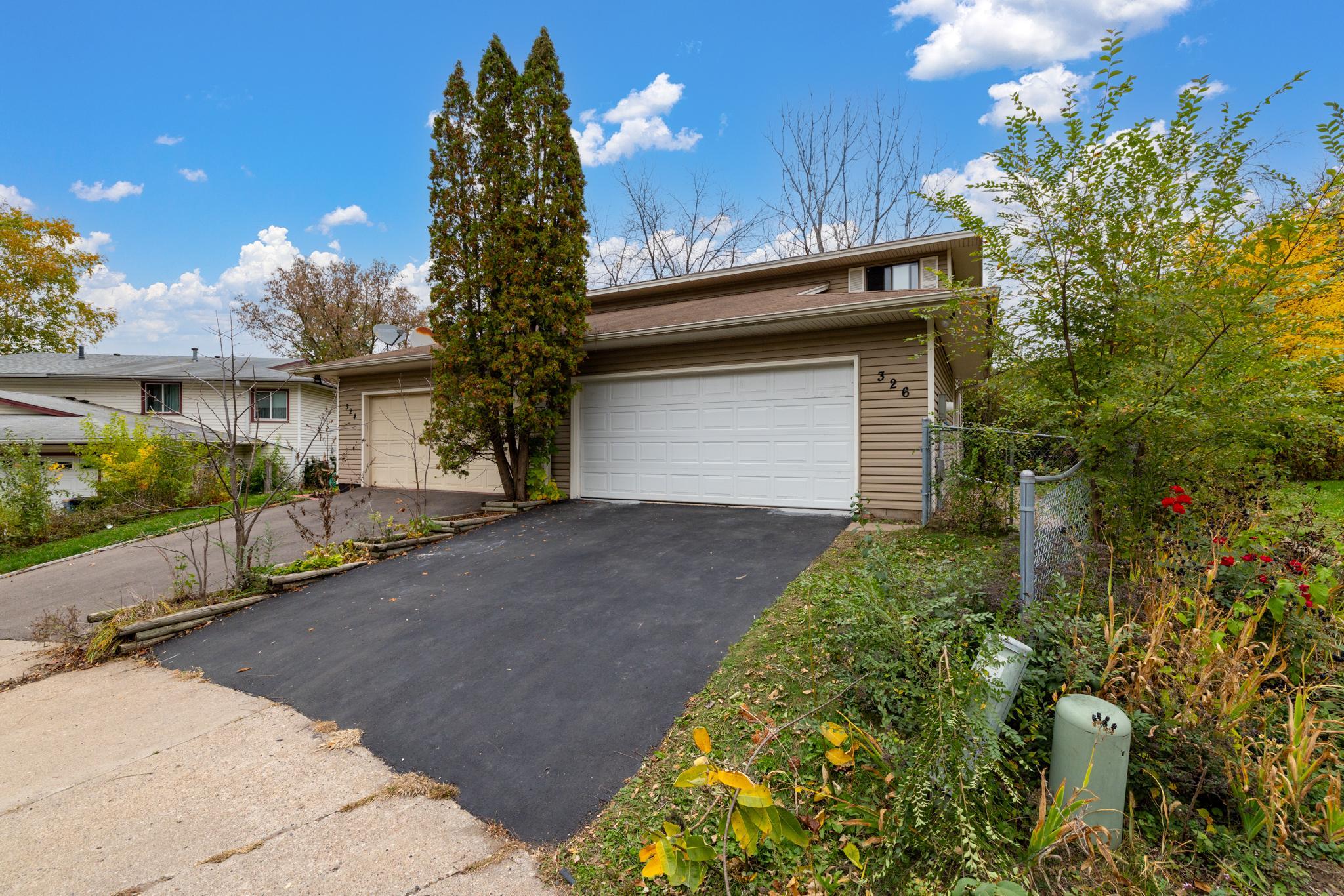 View of Twin Home at 326 Morningside Circle, Saint Paul - Mike Wilen | Minnesota Team Real Estate