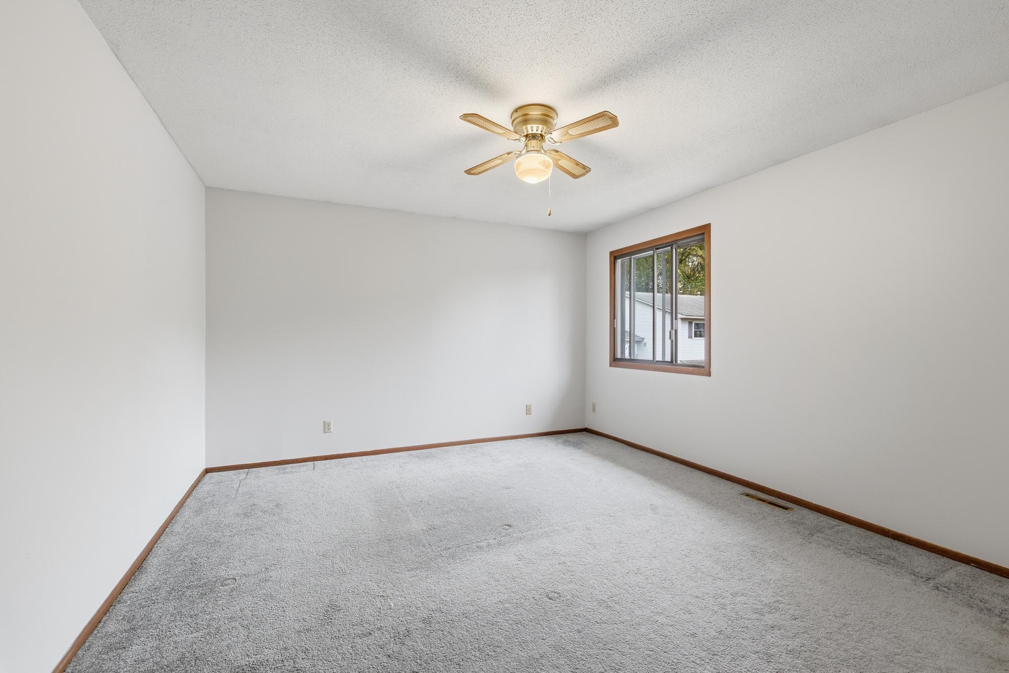 View of Residential at 326 Morningside Circle, Saint Paul MN 55119, Saint Paul (18 of 26) - Mike Wilen | Minnesota Team Real Estate