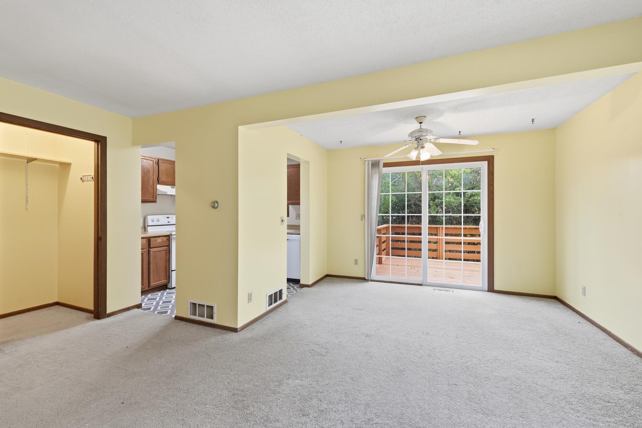 View of Residential at 326 Morningside Circle, Saint Paul MN 55119, Saint Paul (9 of 26) - Mike Wilen | Minnesota Team Real Estate