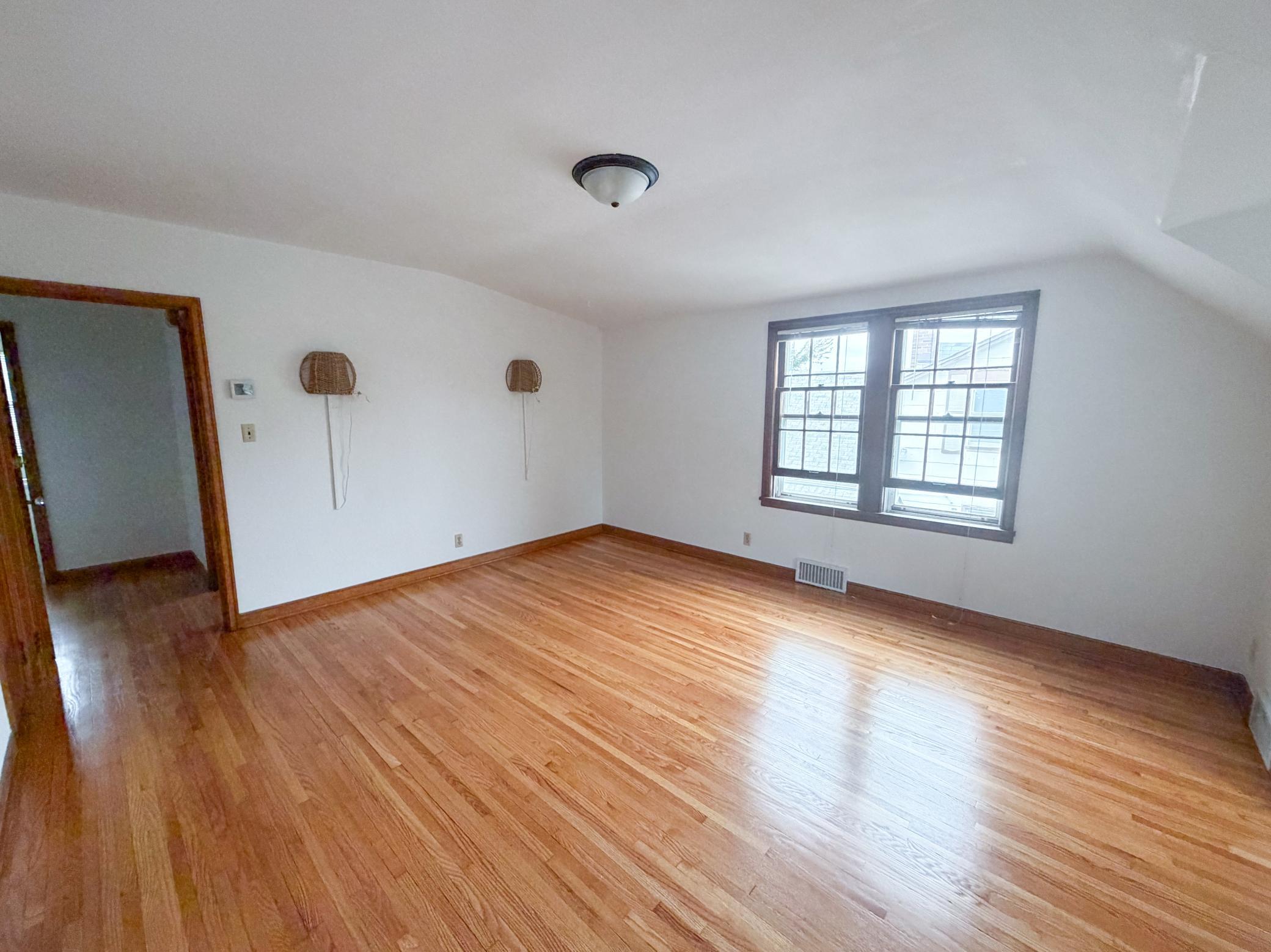 View of Residential Income at 1481 Edgerton Street, Saint Paul MN 55130, Saint Paul (15 of 26) - Mike Wilen | Minnesota Team Real Estate