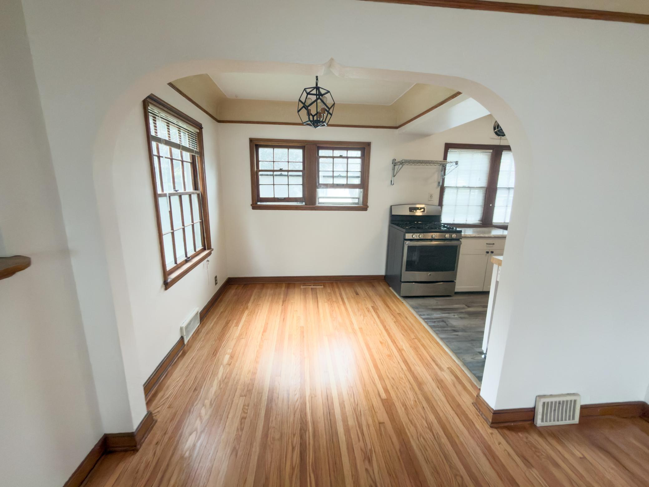 View of Residential Income at 1481 Edgerton Street, Saint Paul MN 55130, Saint Paul (6 of 26) - Mike Wilen | Minnesota Team Real Estate