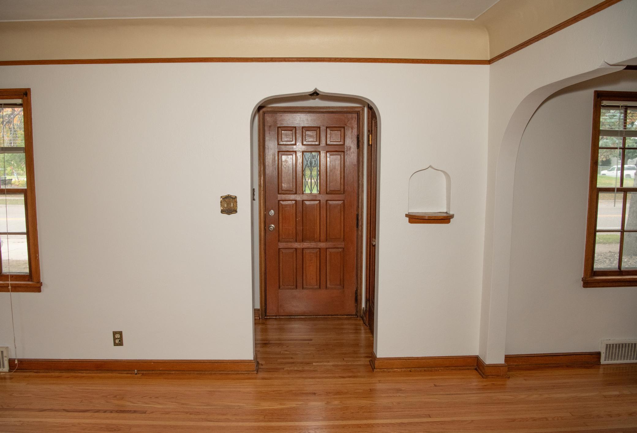 View of Residential Income at 1481 Edgerton Street, Saint Paul MN 55130, Saint Paul (5 of 26) - Mike Wilen | Minnesota Team Real Estate