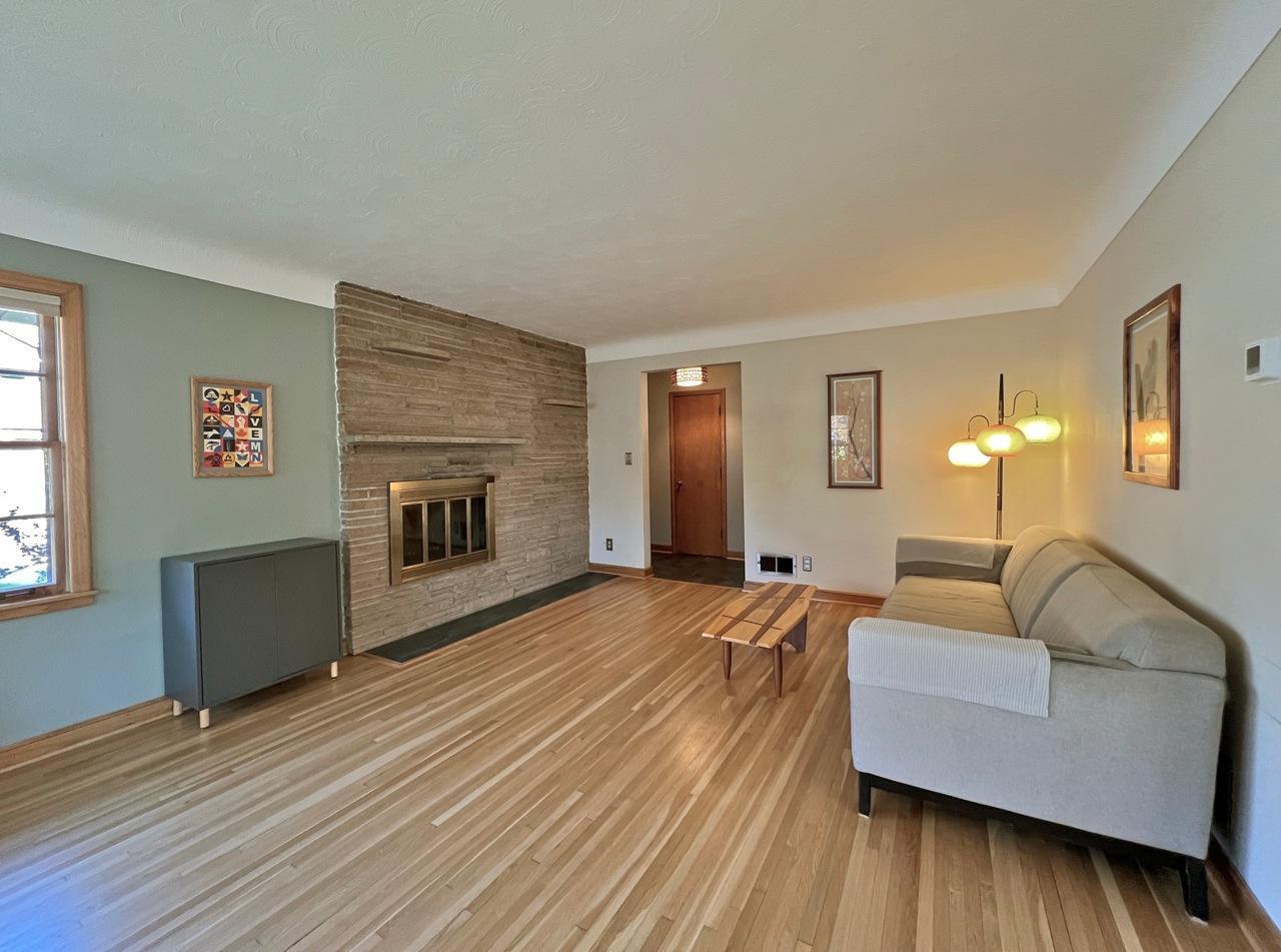 View of Residential at 938 California Avenue, Saint Paul MN 55117, Saint Paul (3 of 14) - Mike Wilen | Minnesota Team Real Estate