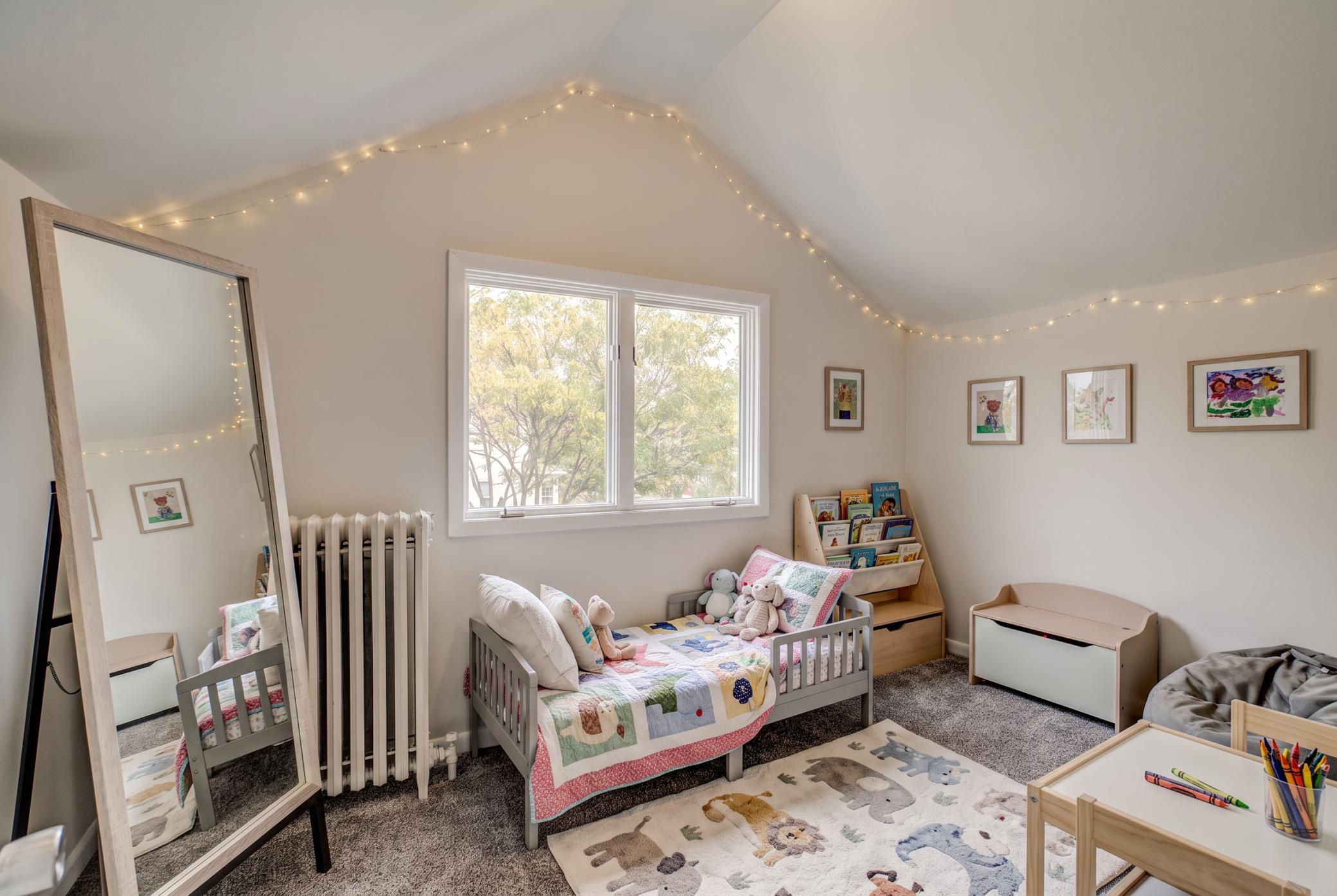 View of Residential at 1355 Upton Avenue, Minneapolis MN 55411, Minneapolis (38 of 49) - Mike Wilen | Minnesota Team Real Estate