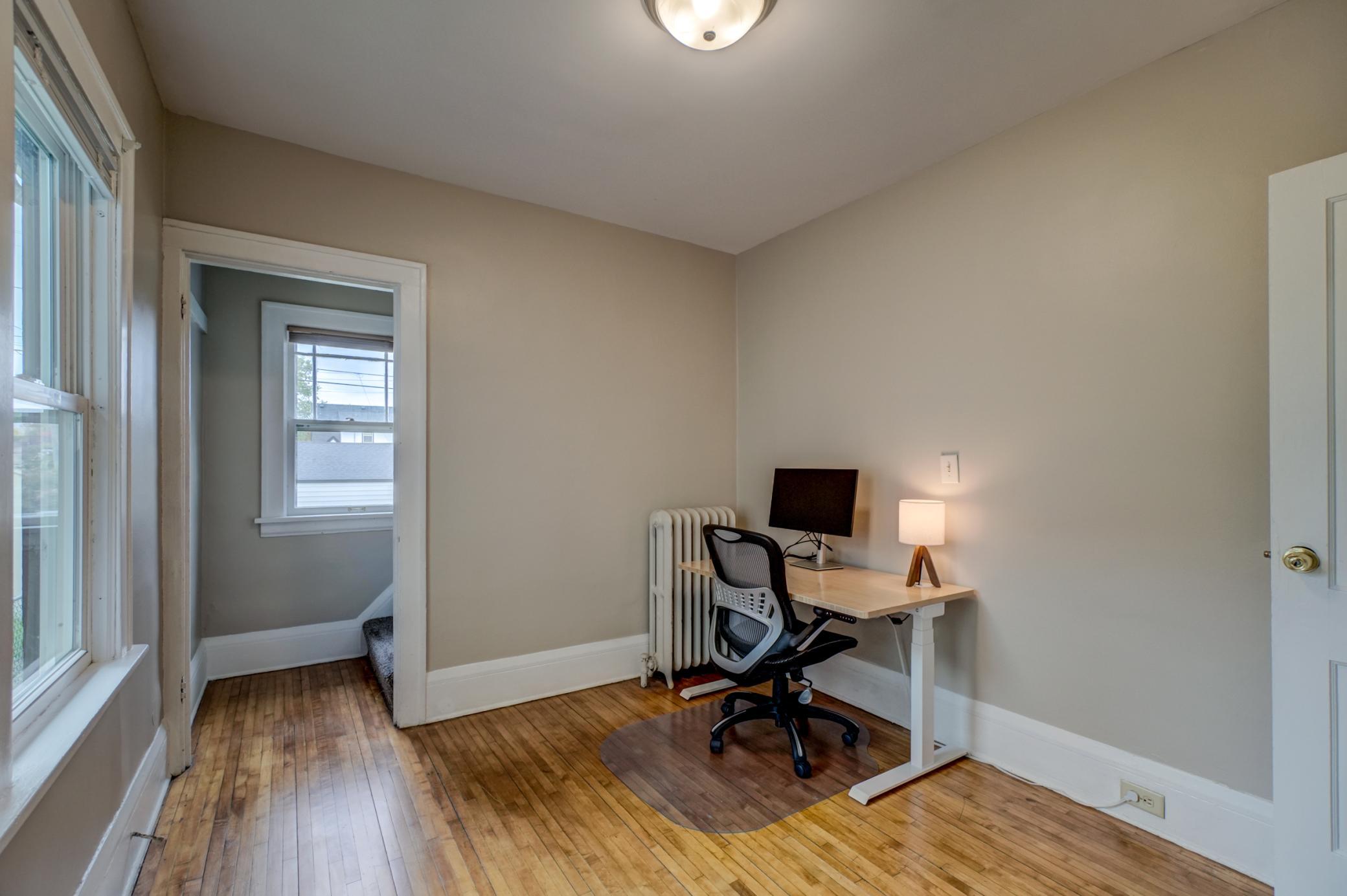 View of Residential at 1355 Upton Avenue, Minneapolis MN 55411, Minneapolis (28 of 49) - Mike Wilen | Minnesota Team Real Estate