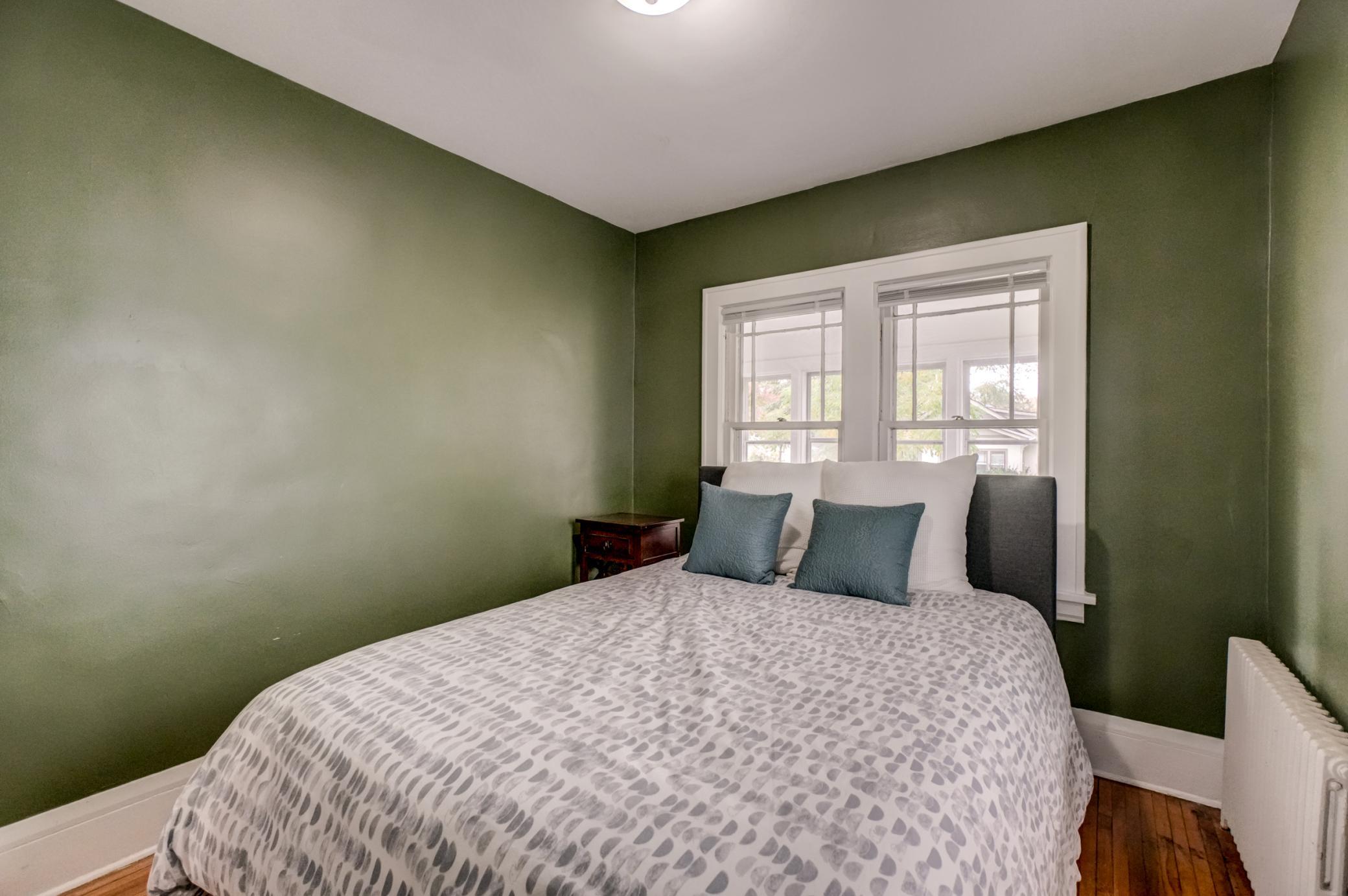 View of Residential at 1355 Upton Avenue, Minneapolis MN 55411, Minneapolis (23 of 49) - Mike Wilen | Minnesota Team Real Estate