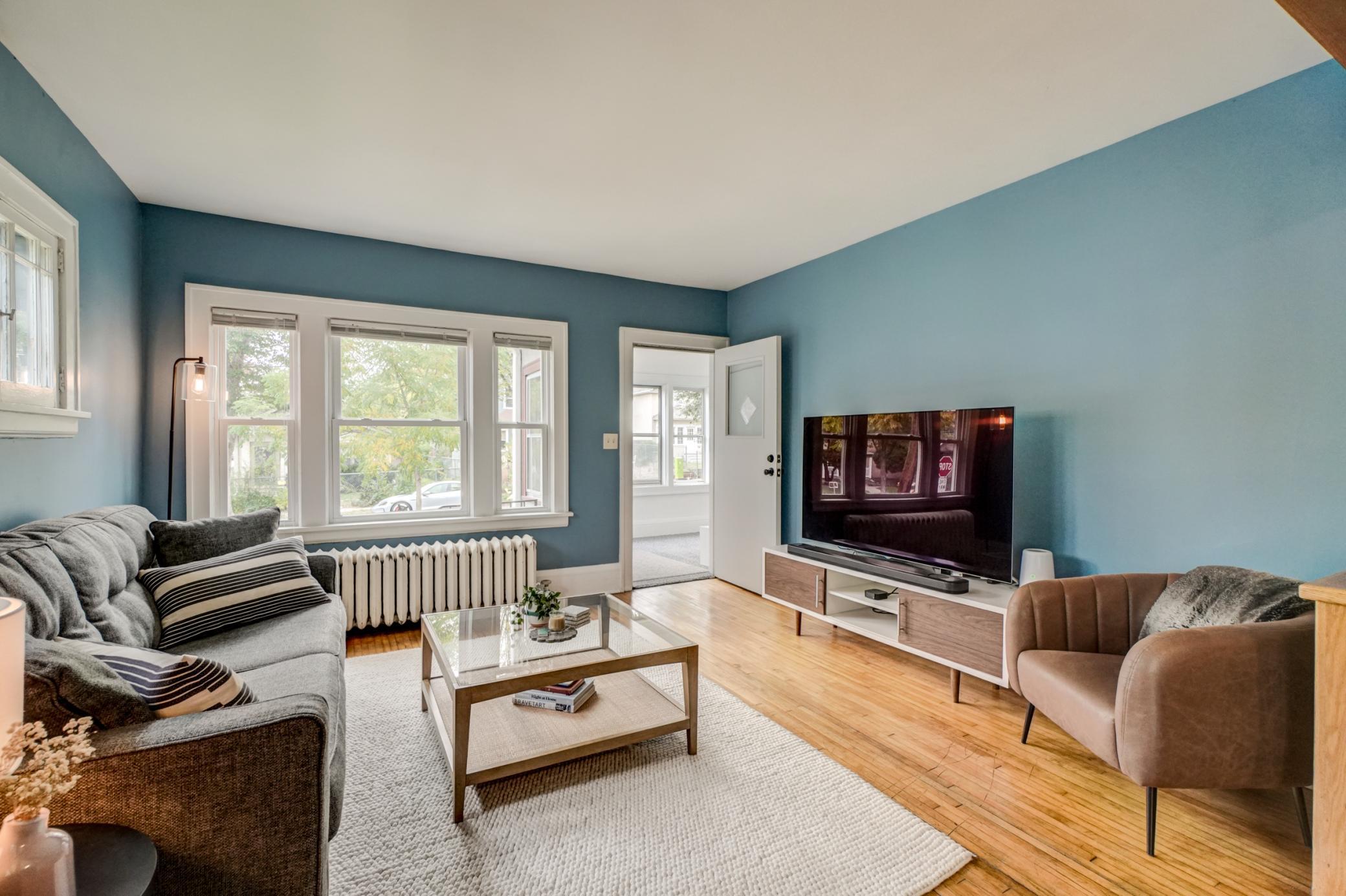 View of Residential at 1355 Upton Avenue, Minneapolis MN 55411, Minneapolis (8 of 49) - Mike Wilen | Minnesota Team Real Estate