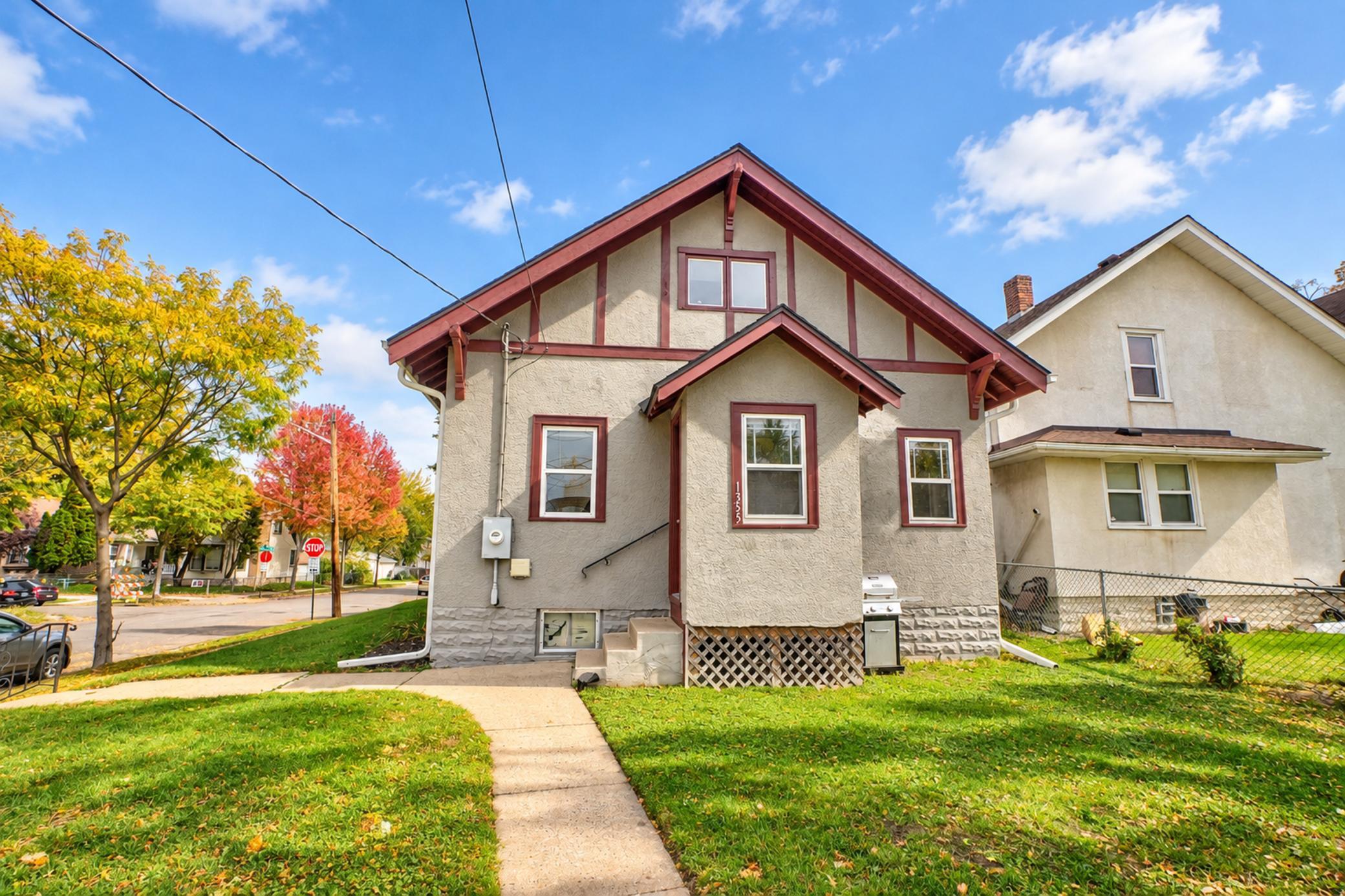 View of Residential at 1355 Upton Avenue, Minneapolis MN 55411, Minneapolis (48 of 49) - Mike Wilen | Minnesota Team Real Estate